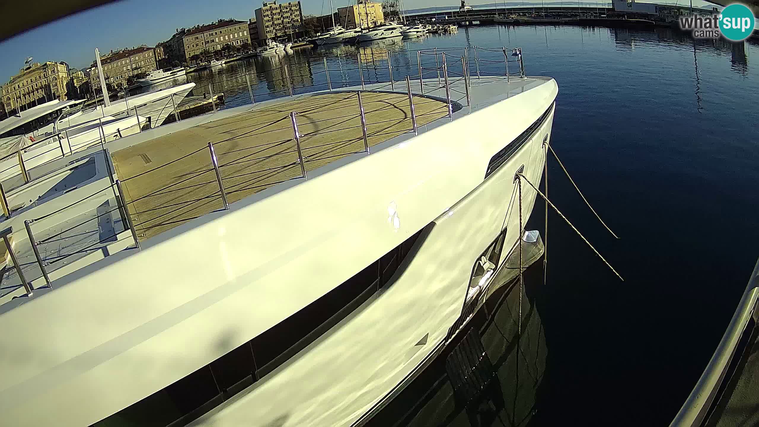Botel Marina cámara web en vivo Rijeka