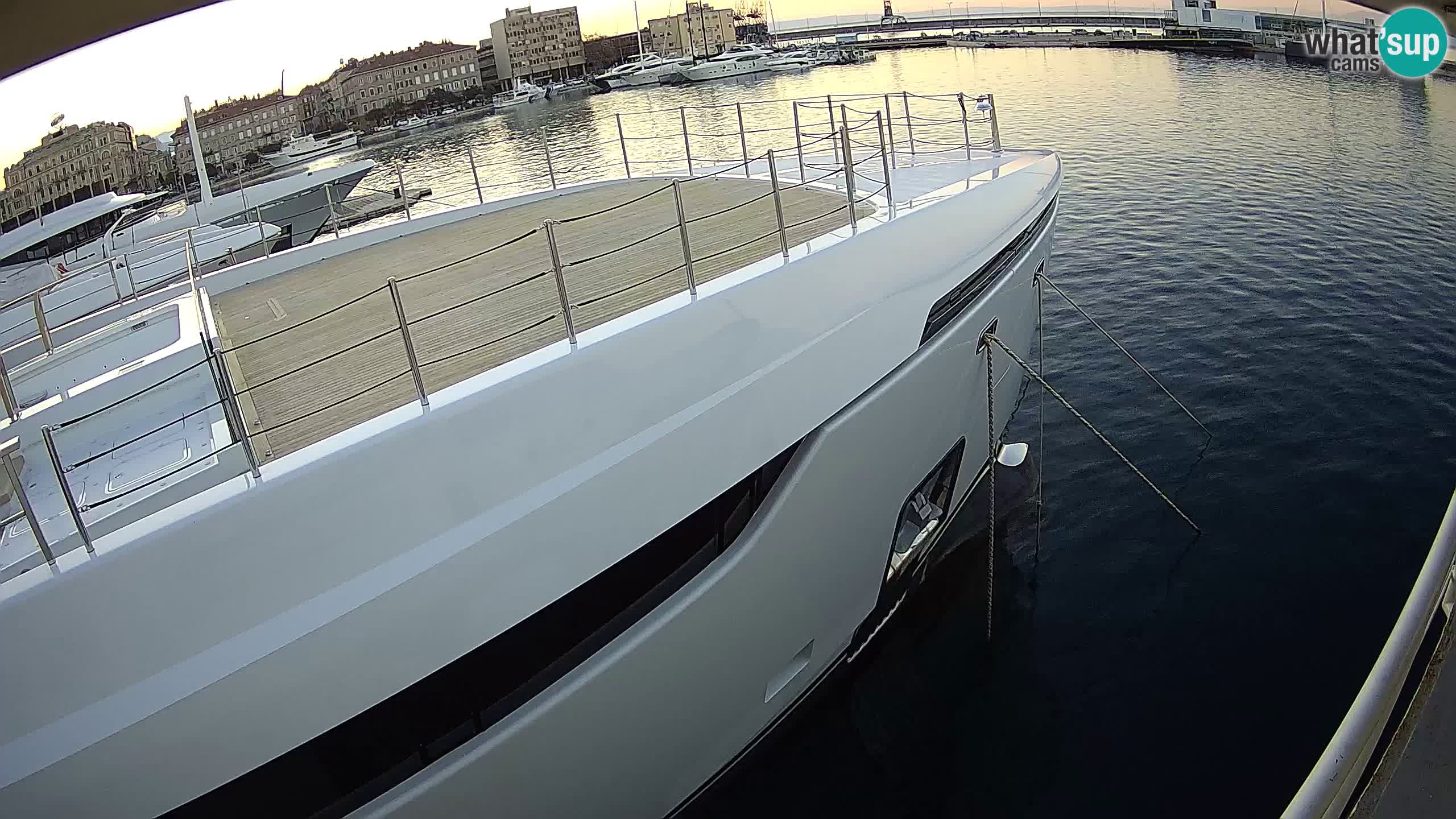 Rijeka – Botel Marina webcam en direct