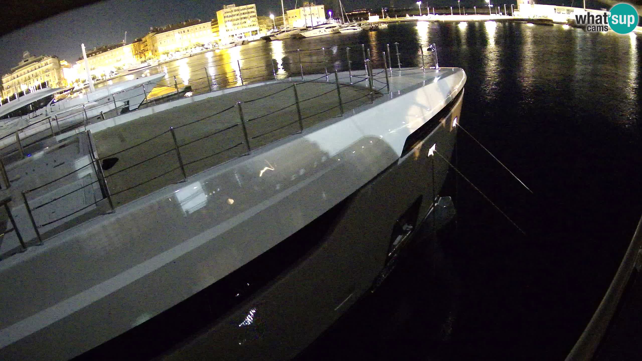 Botel Marina cámara web en vivo Rijeka