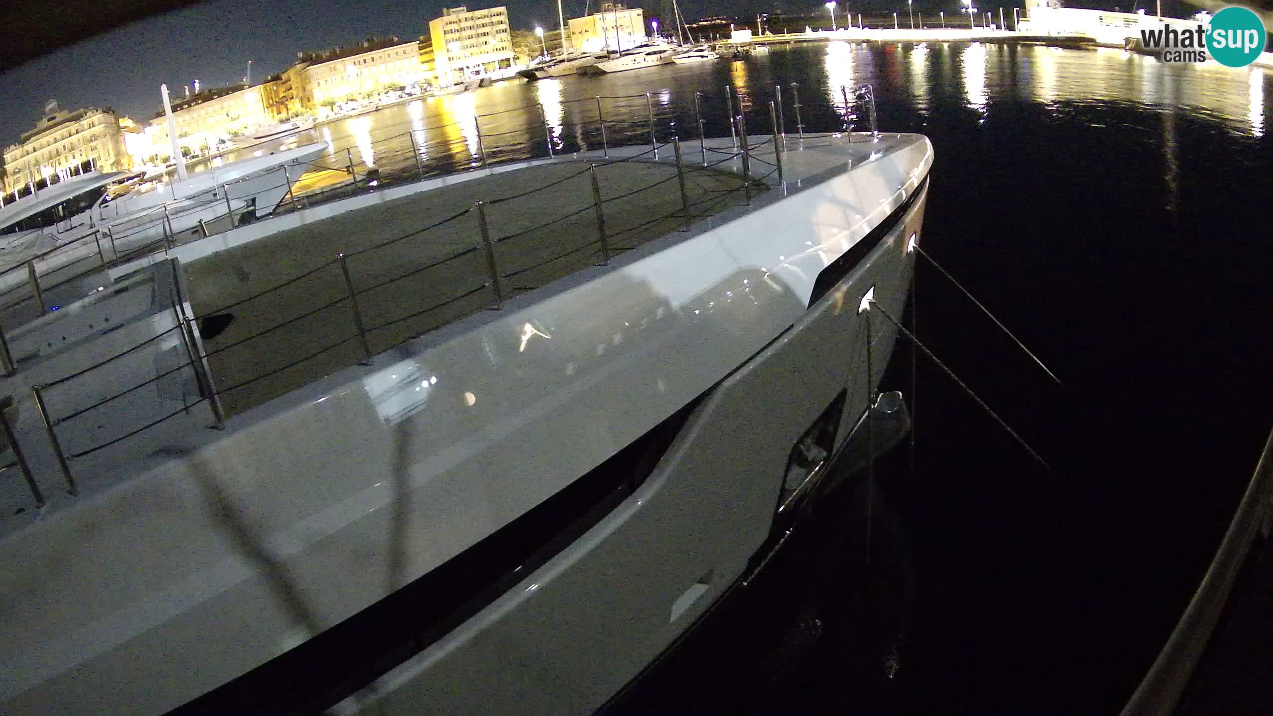 Botel Marina cámara web en vivo Rijeka