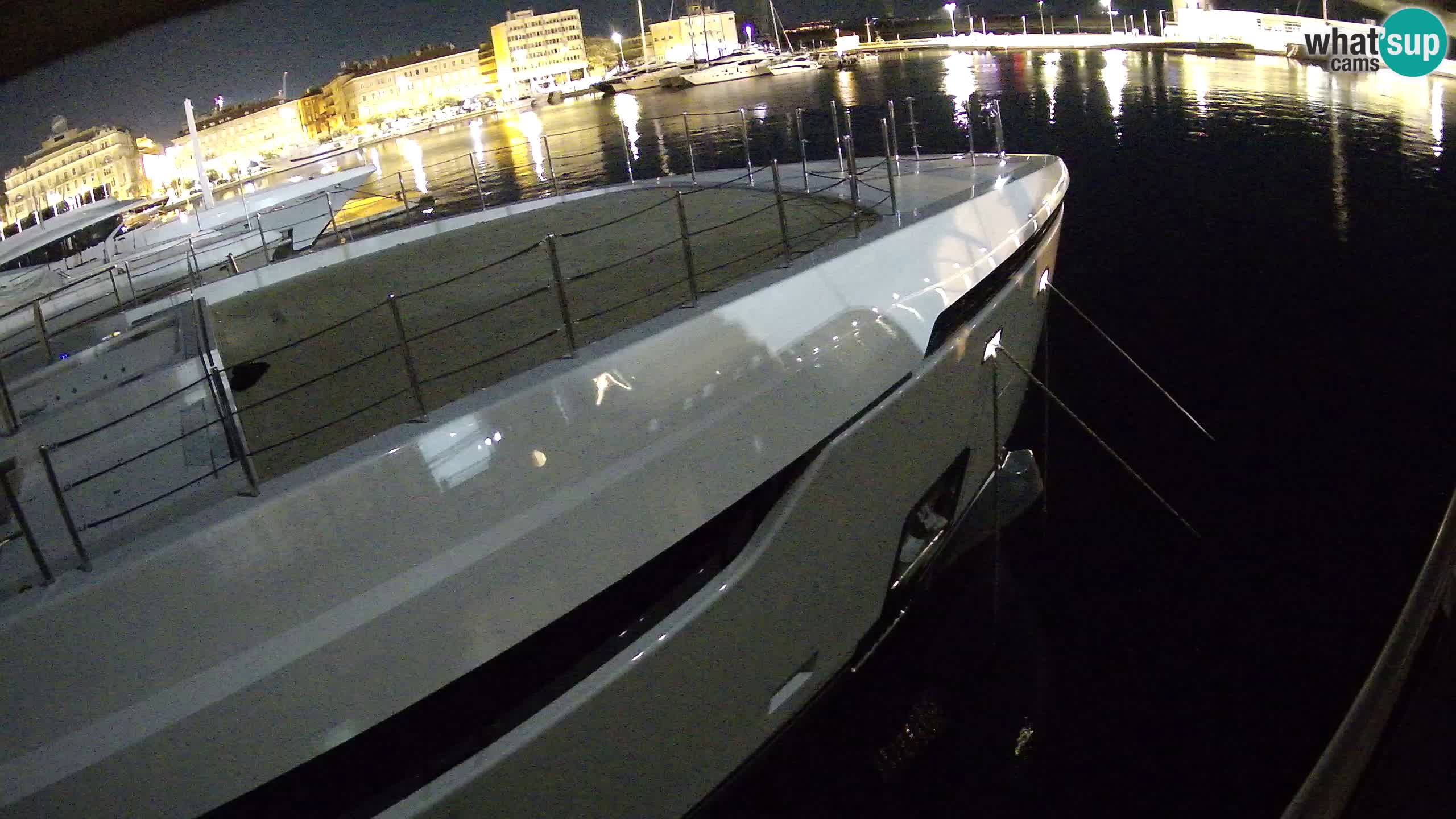 Botel Marina cámara web en vivo Rijeka