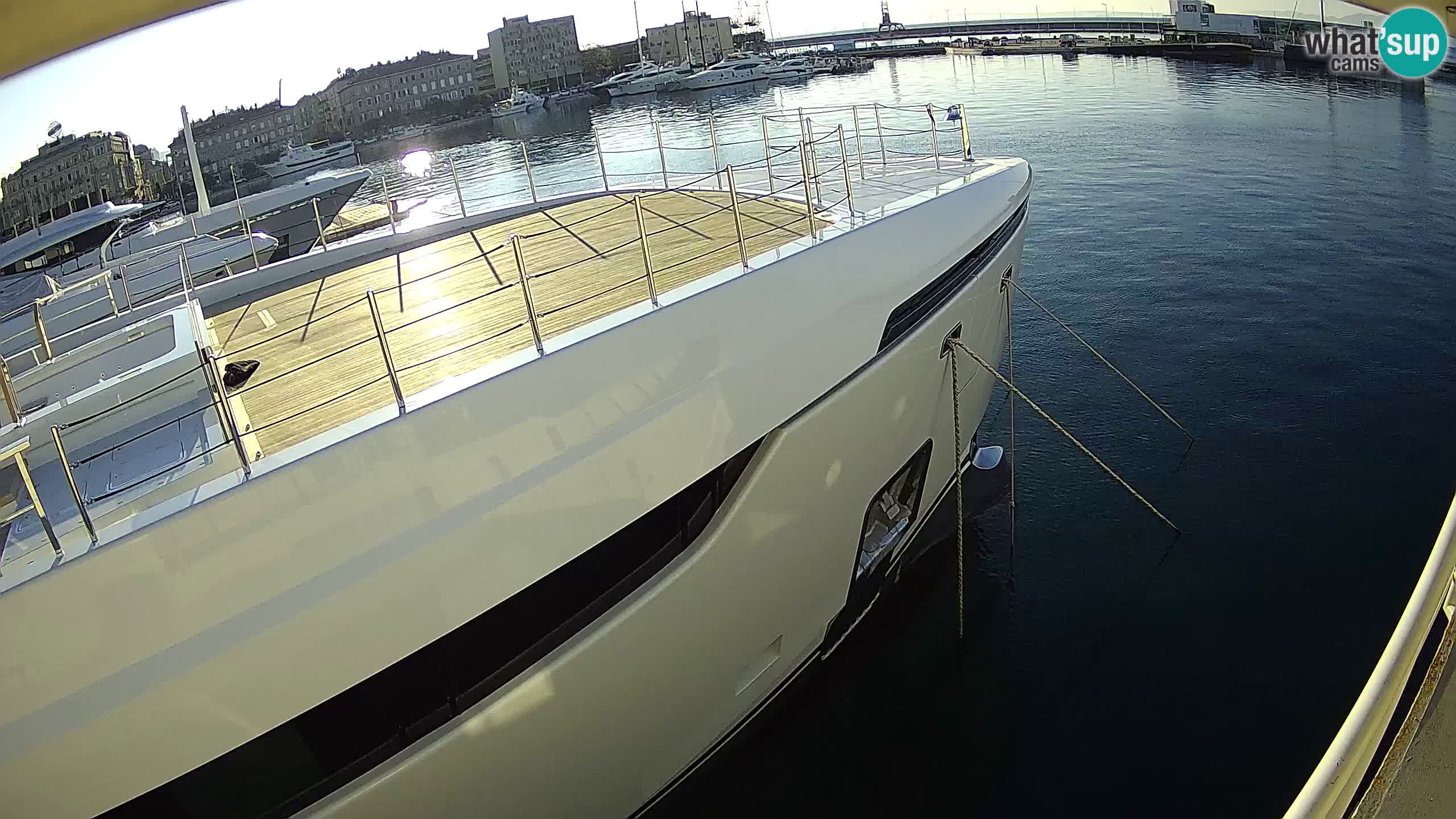 Botel Marina cámara web en vivo Rijeka