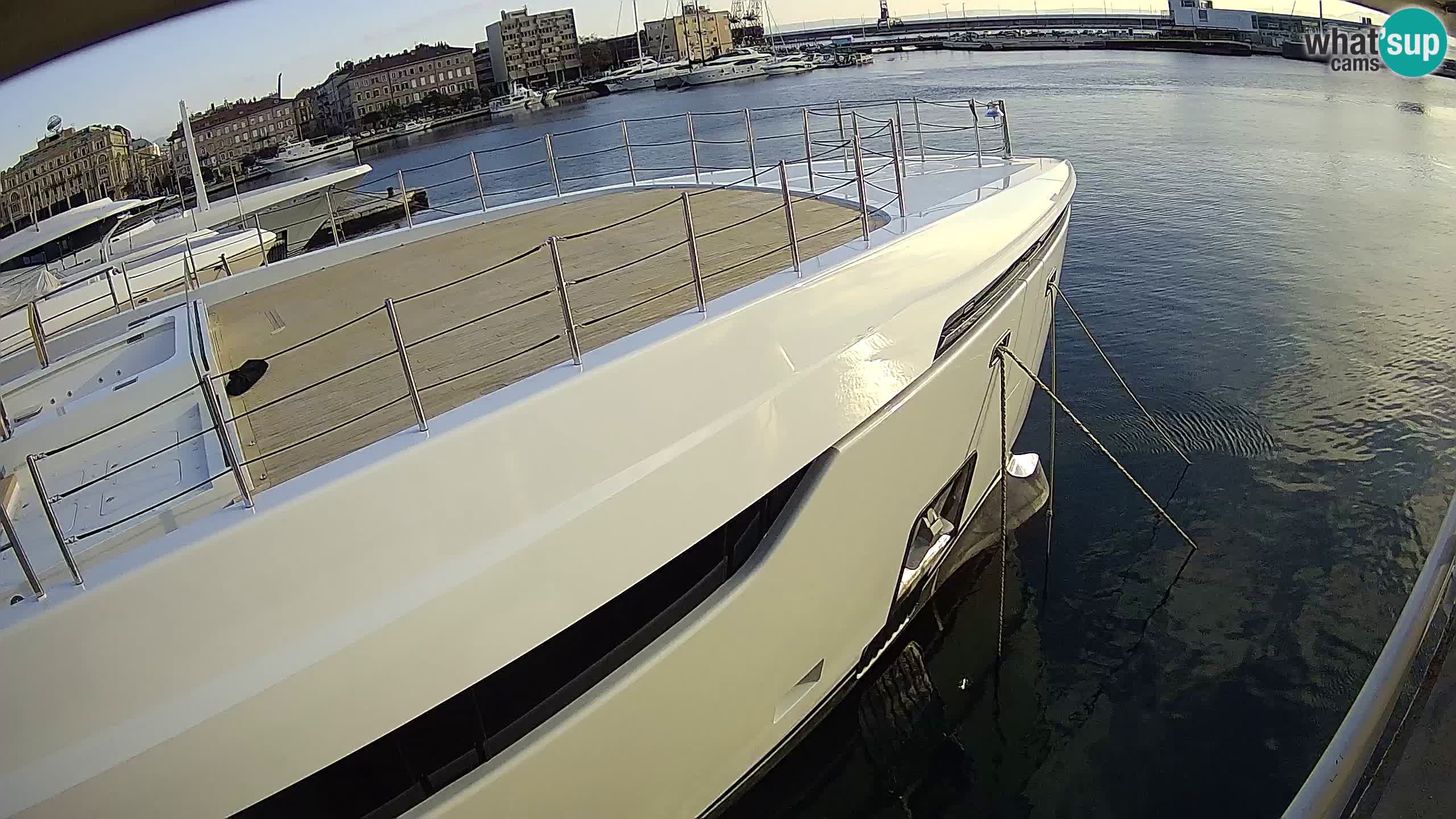 Botel Marina cámara web en vivo Rijeka