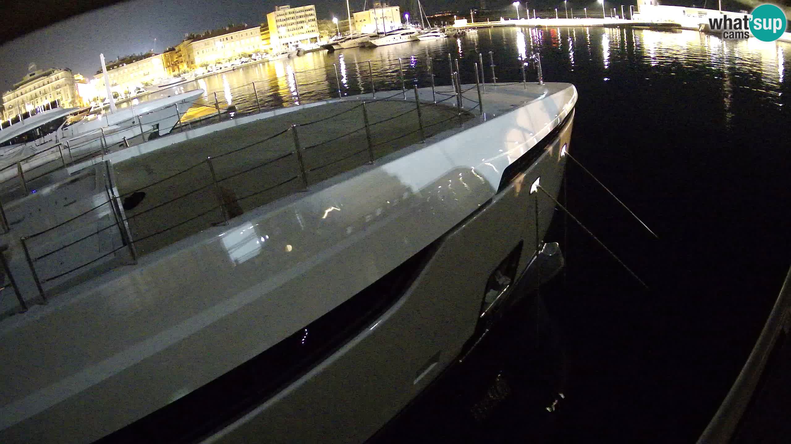 Botel Marina cámara web en vivo Rijeka