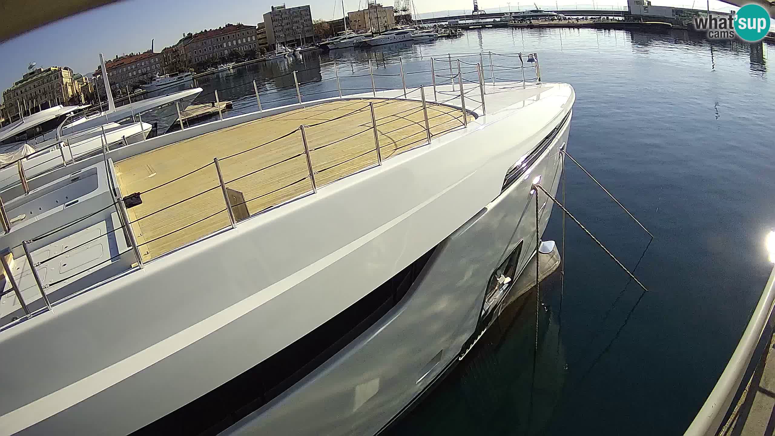 Botel Marina cámara web en vivo Rijeka