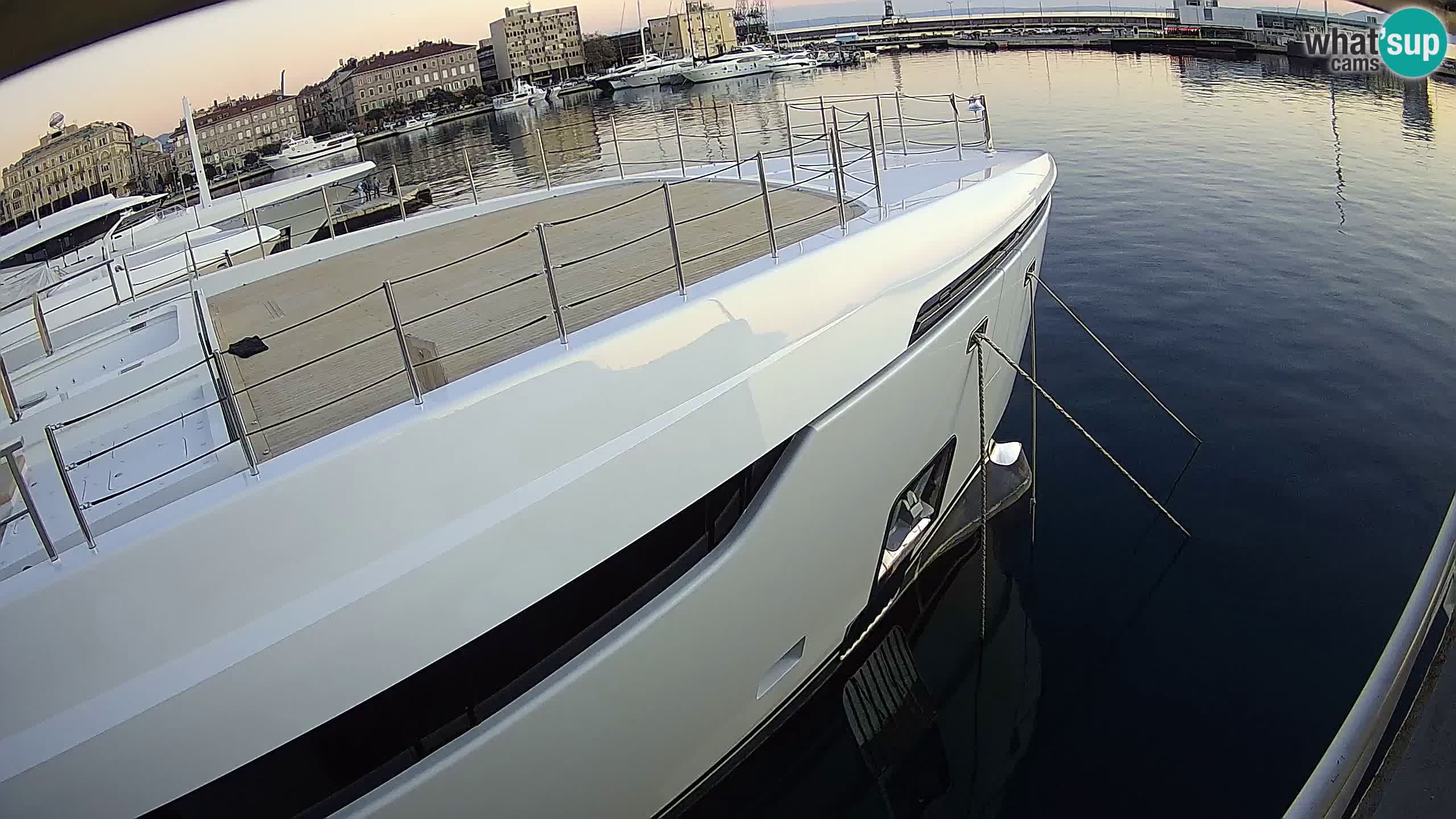 Rijeka – Botel Marina web kamera