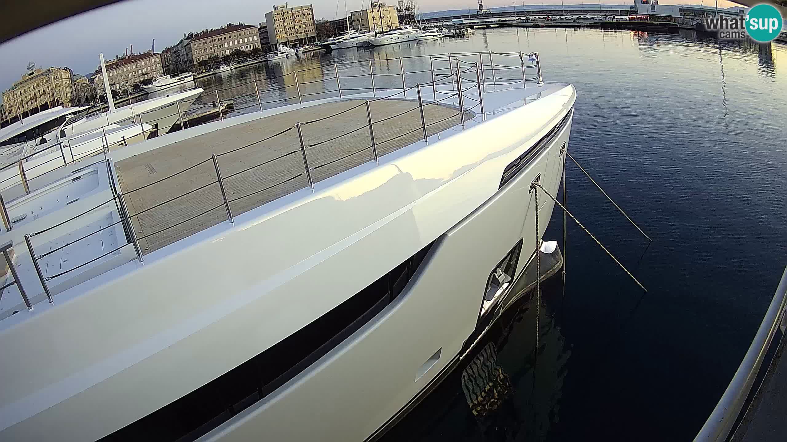 Rijeka – Botel Marina web kamera