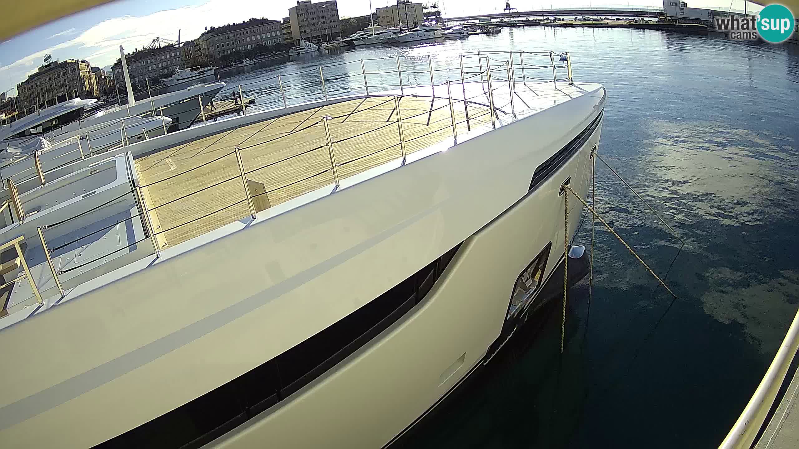 Botel Marina cámara web en vivo Rijeka