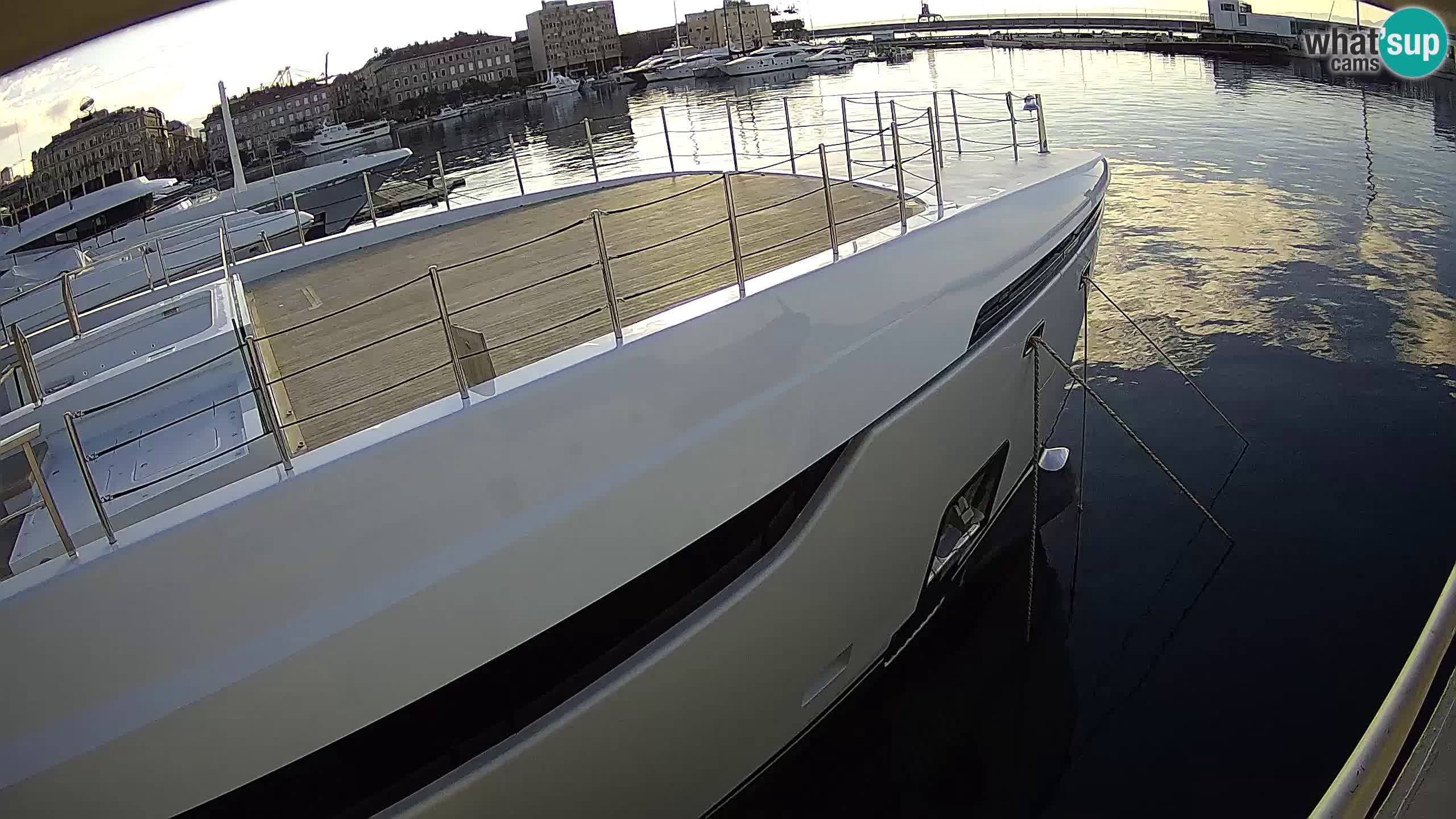 Rijeka – Botel Marina web kamera