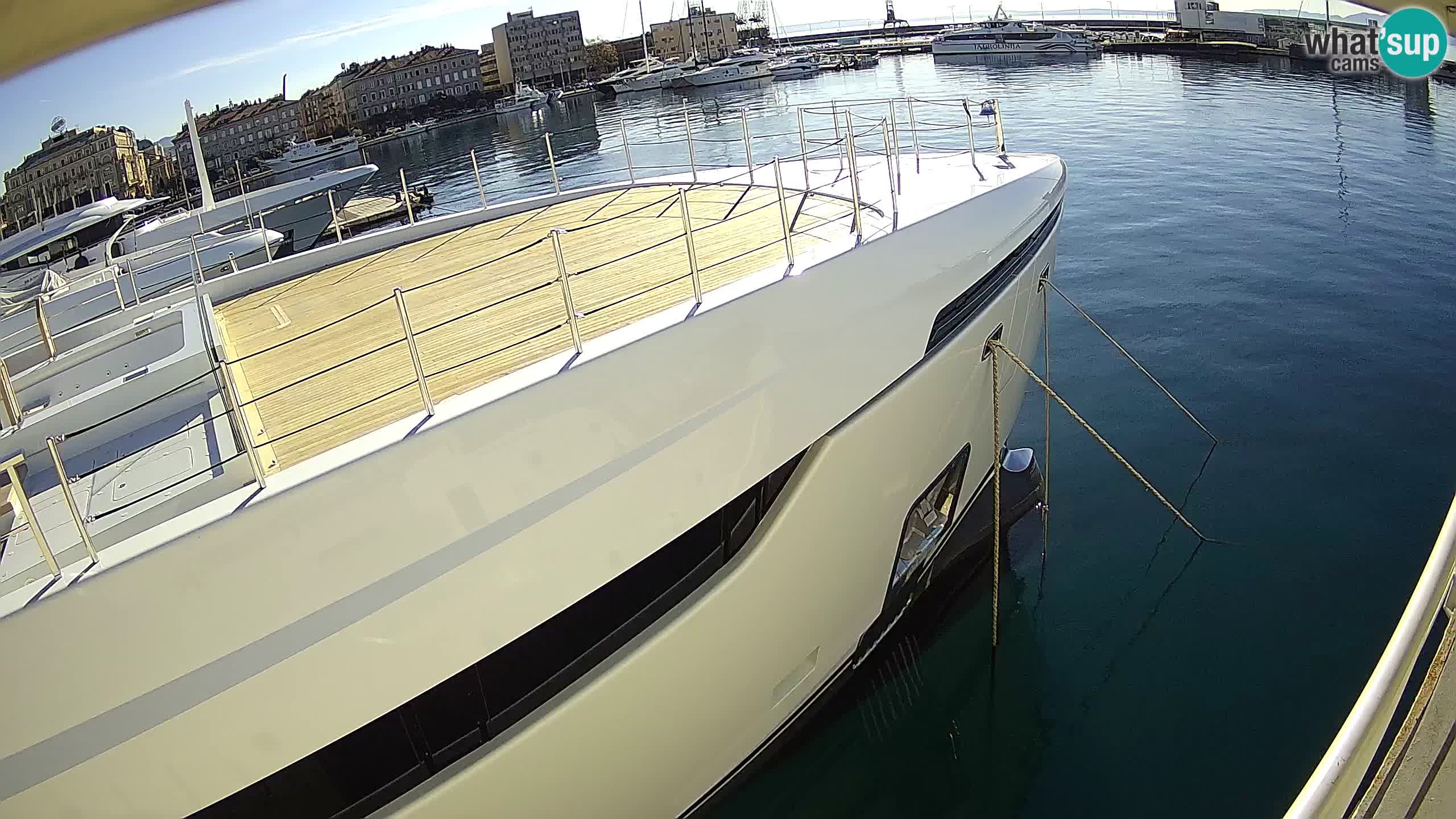 Reka – Botel Marina spletna kamera