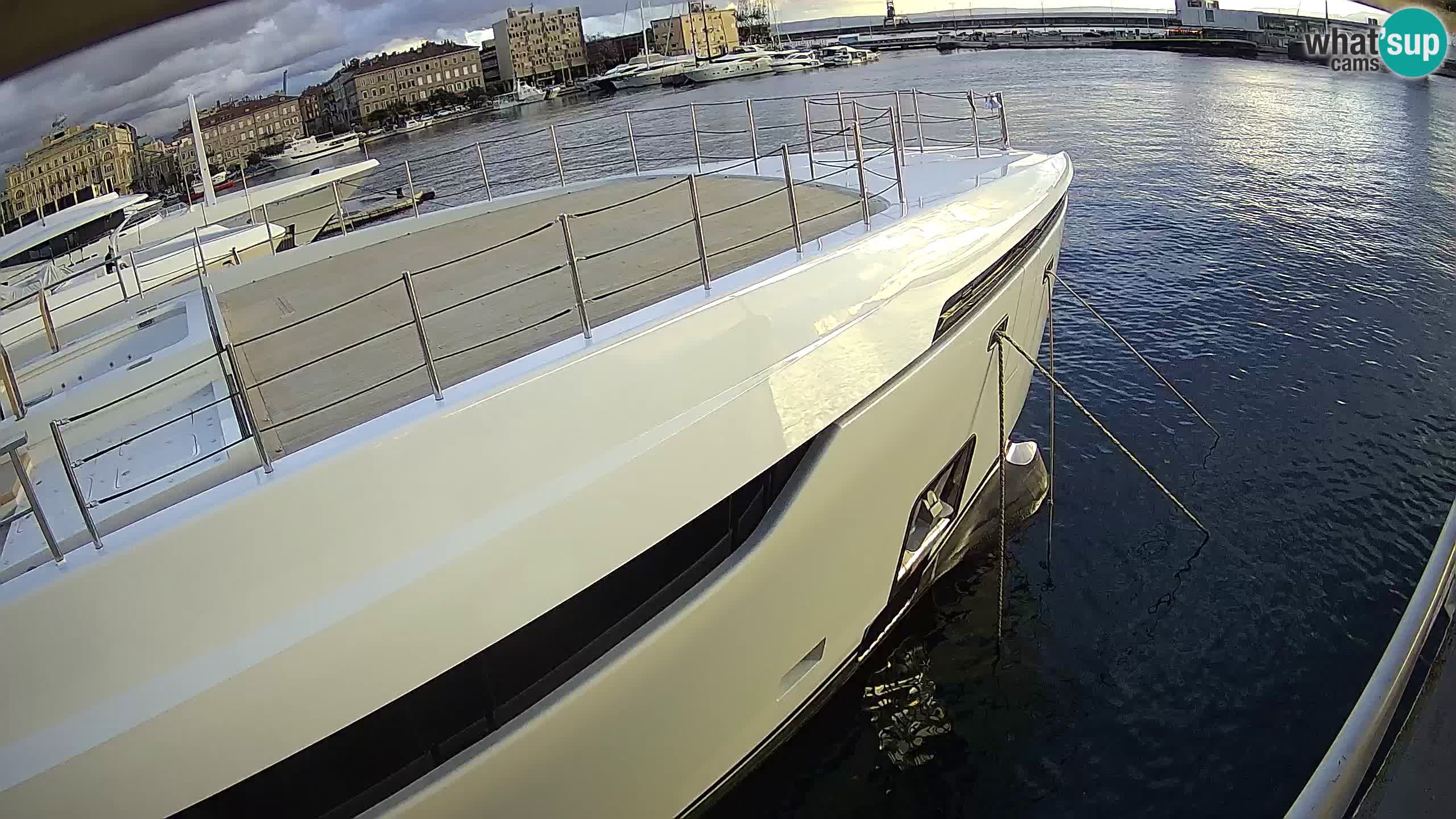 Rijeka – Botel Marina web kamera