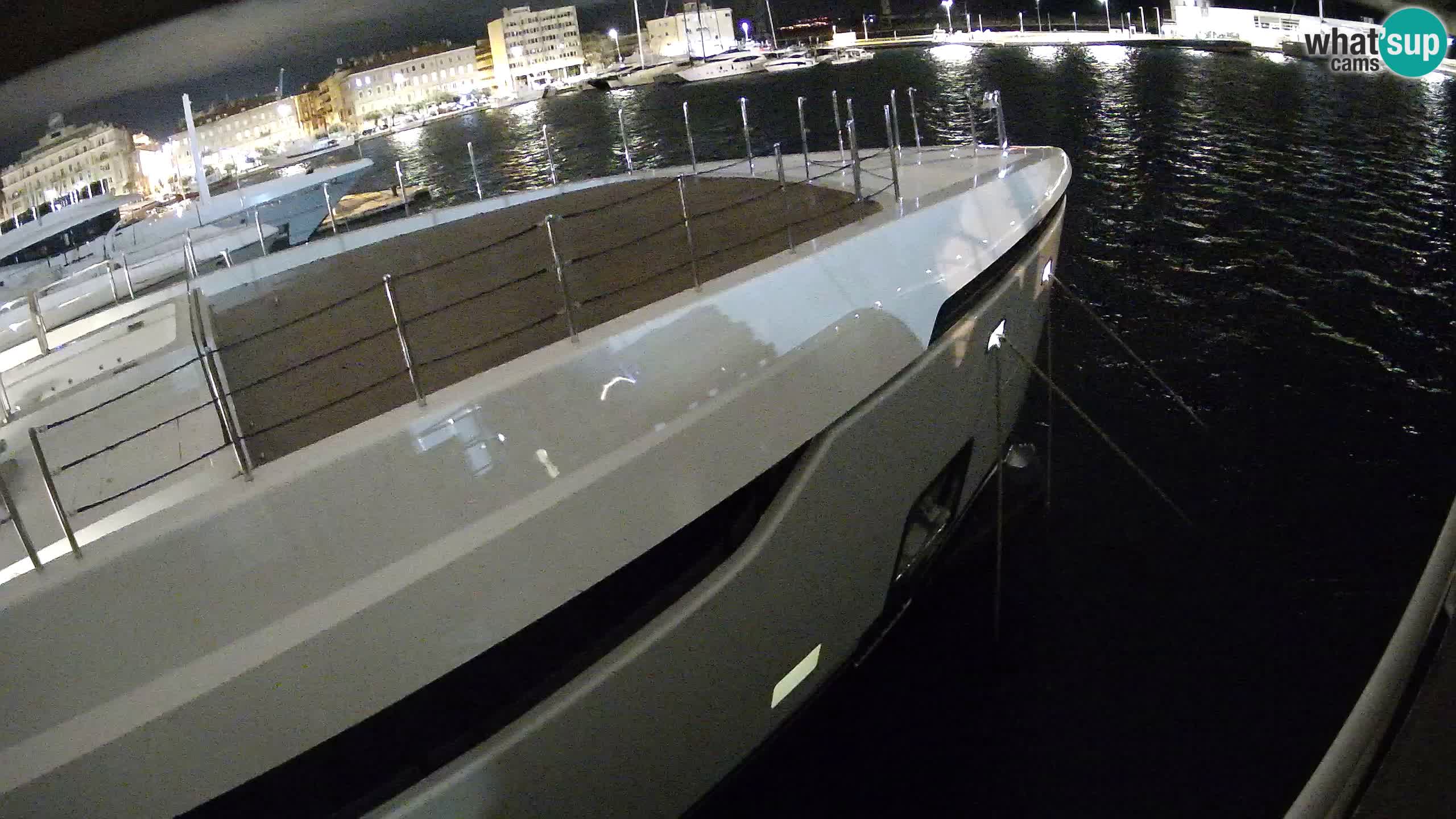 Botel Marina cámara web en vivo Rijeka