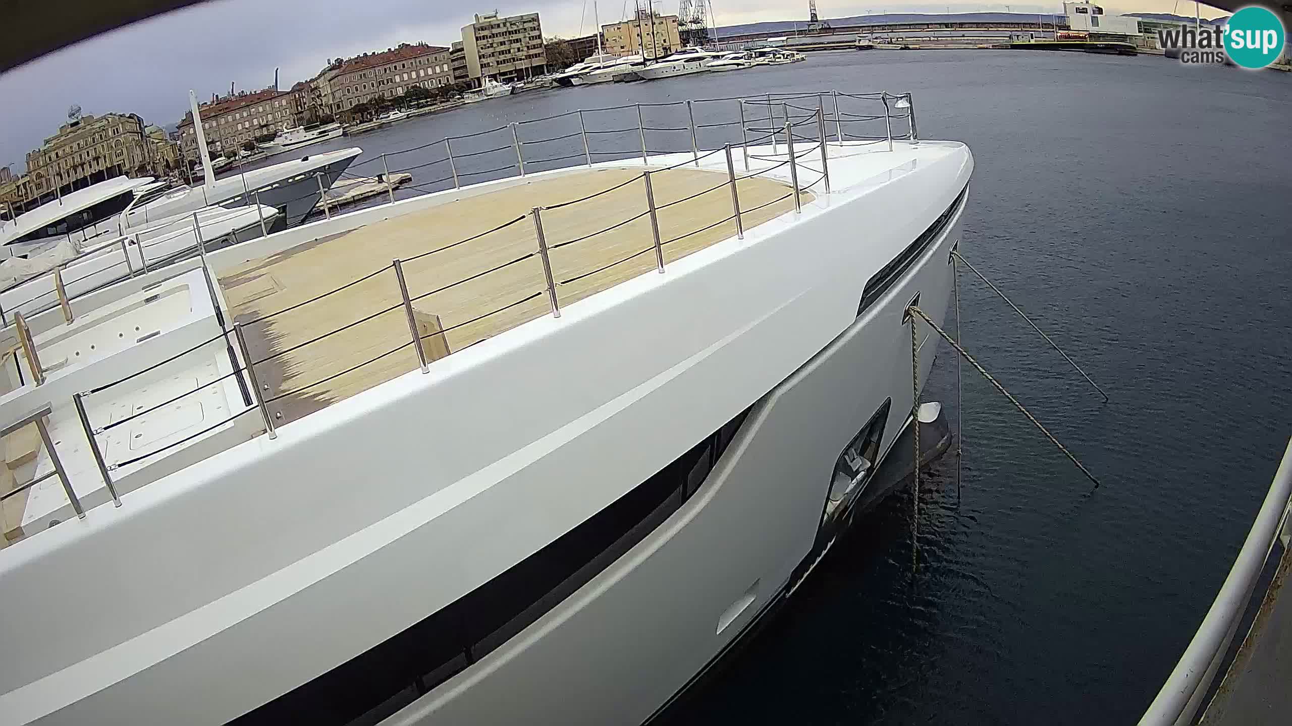 Rijeka – Botel Marina webcam en direct