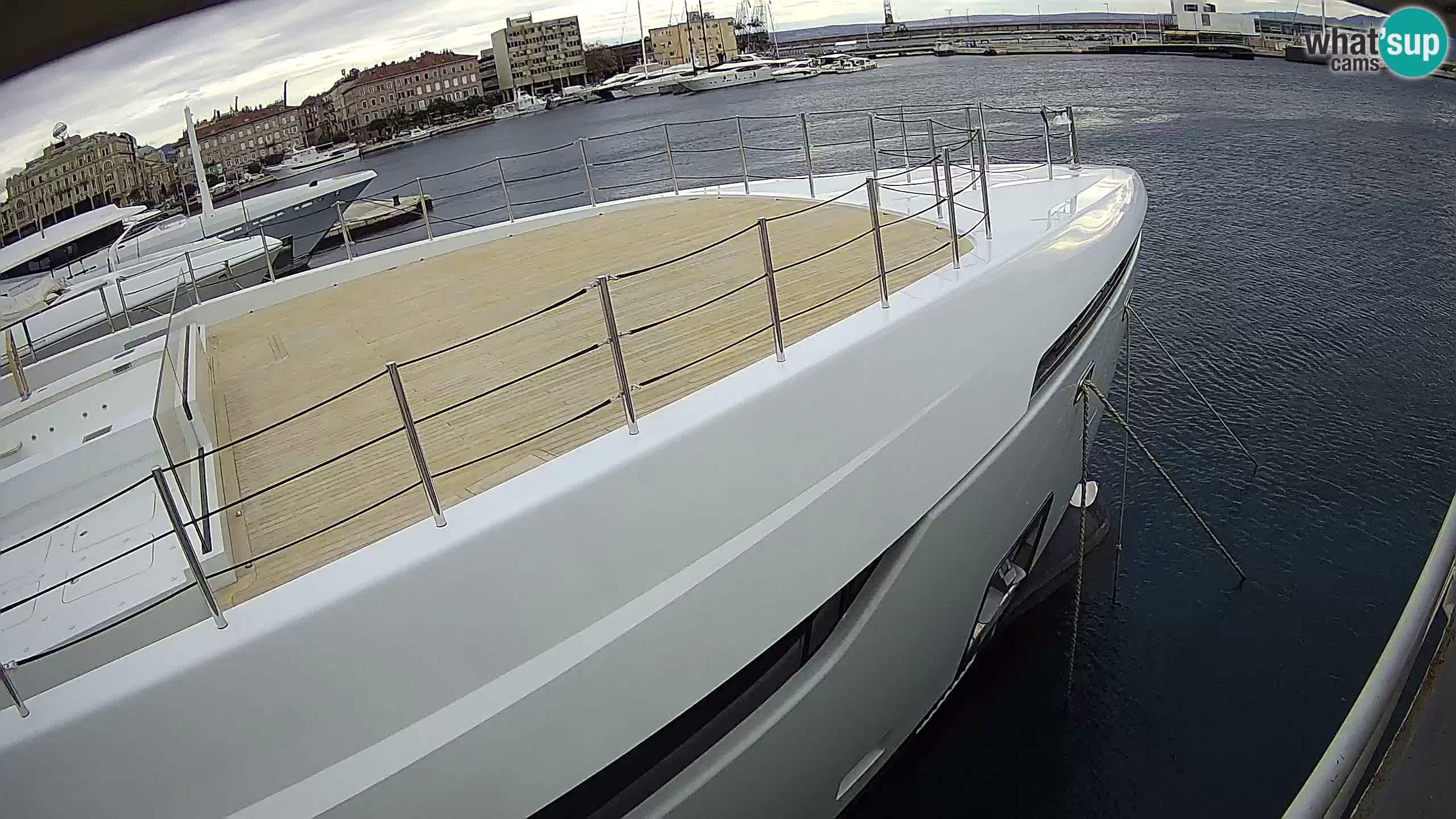 Botel Marina cámara web en vivo Rijeka