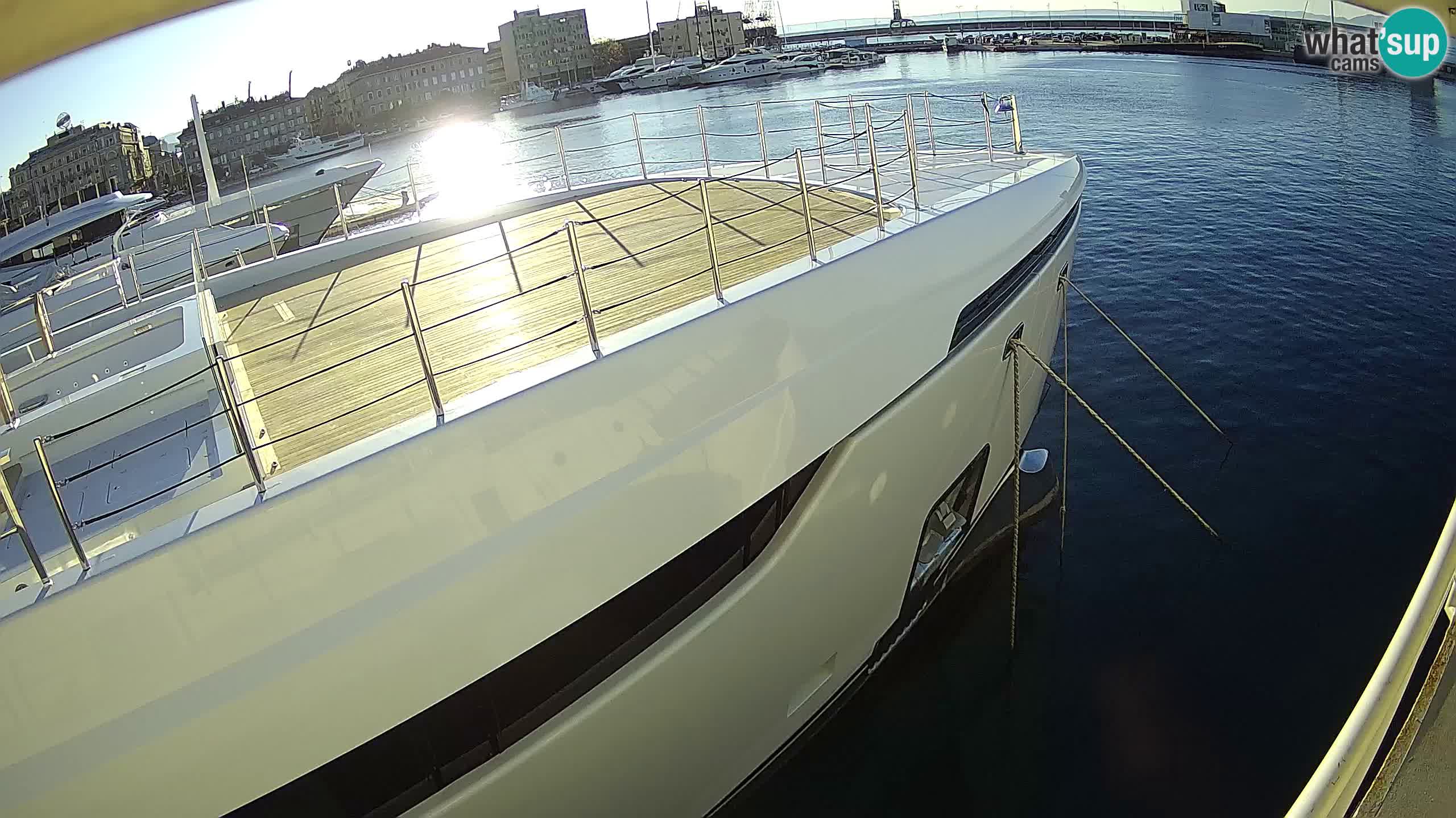 Rijeka – Botel Marina web kamera