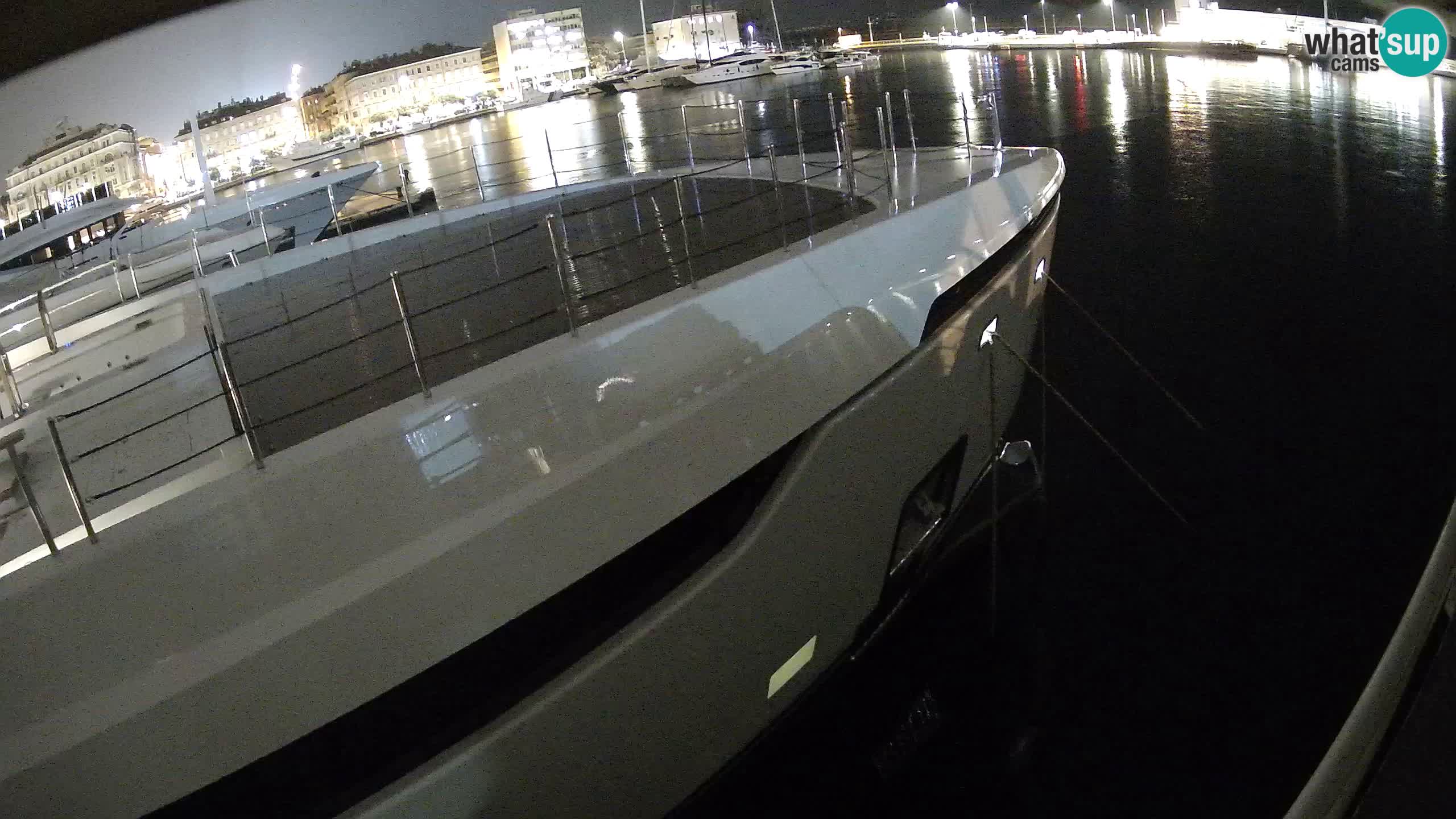 Botel Marina cámara web en vivo Rijeka