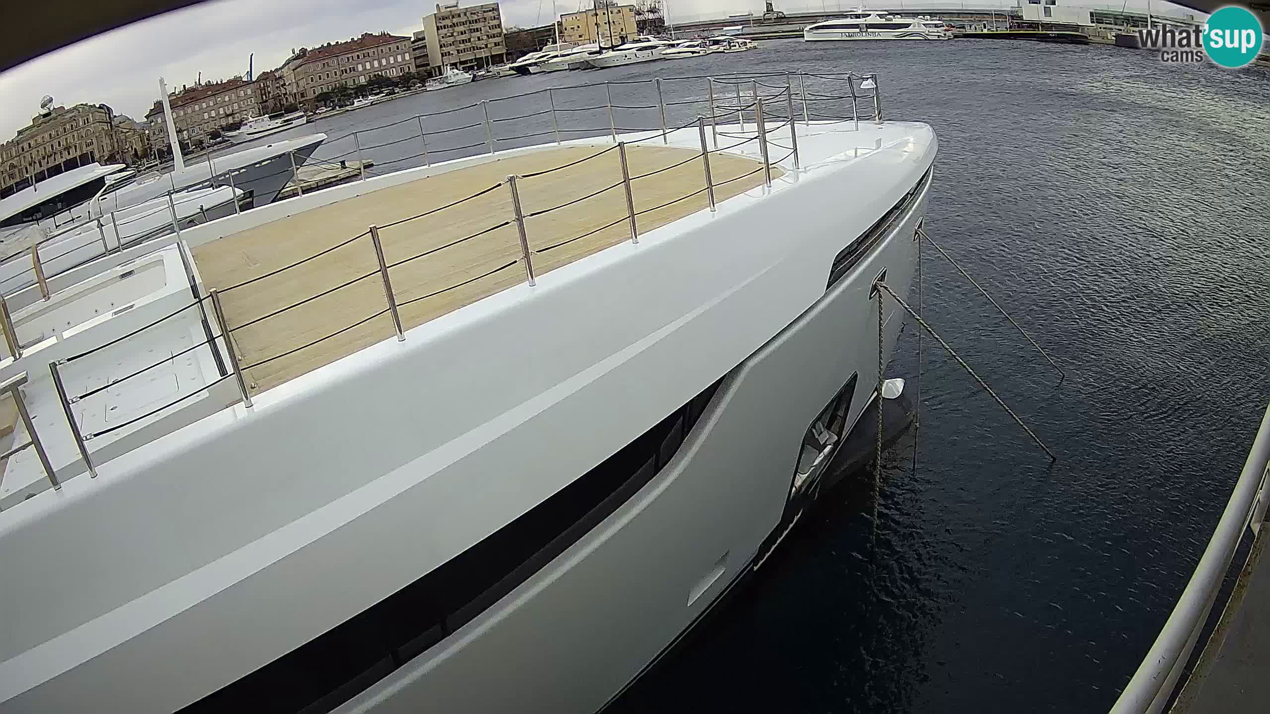 Reka – Botel Marina spletna kamera