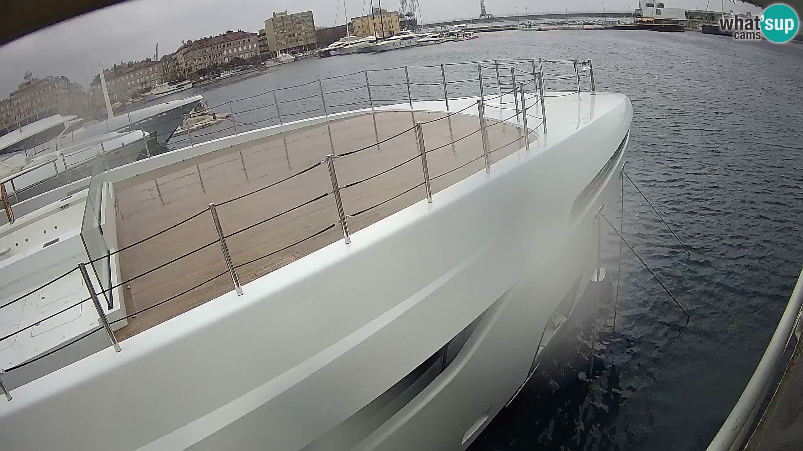 Botel Marina cámara web en vivo Rijeka