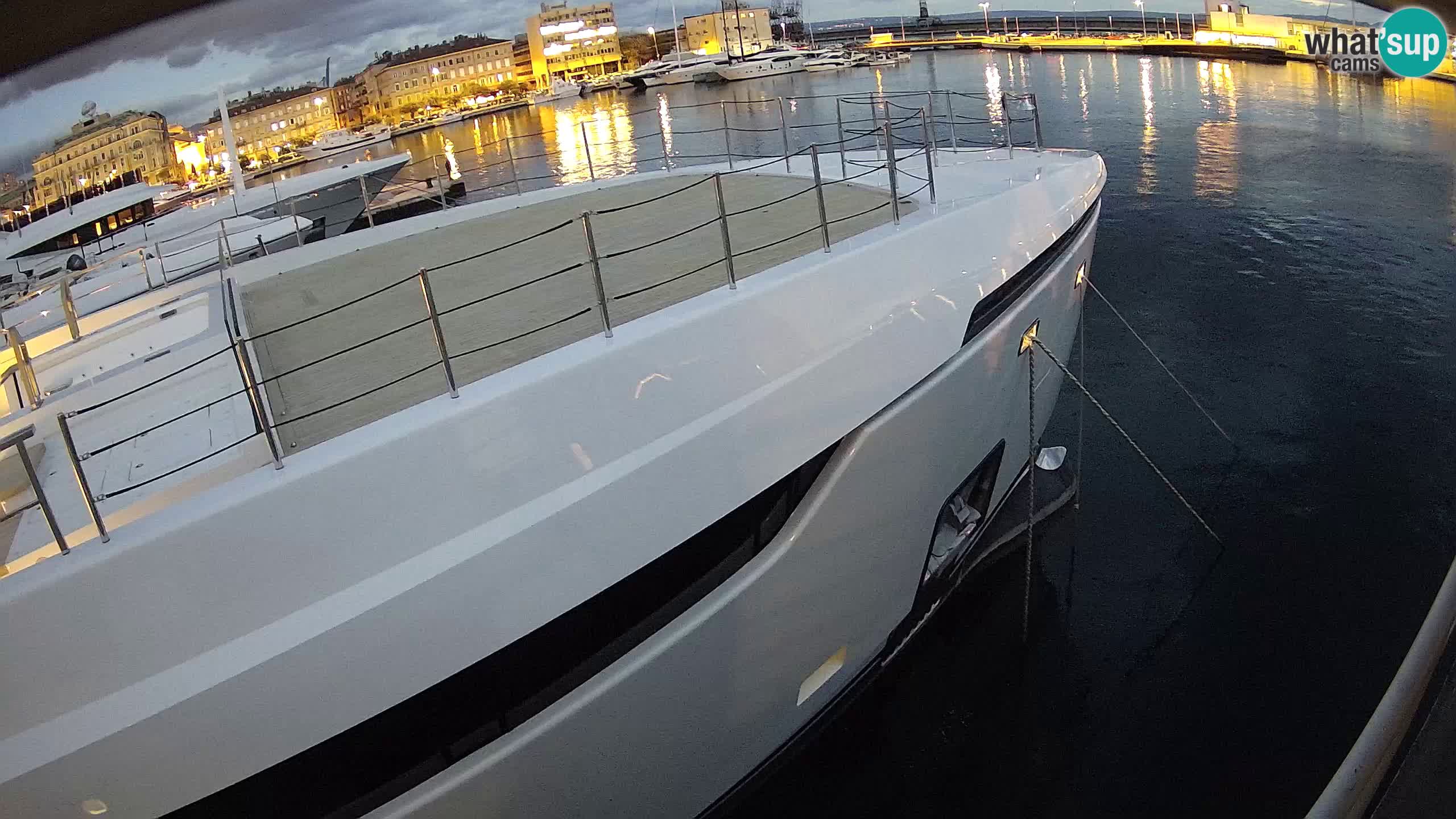 Rijeka – Botel Marina webcam en direct