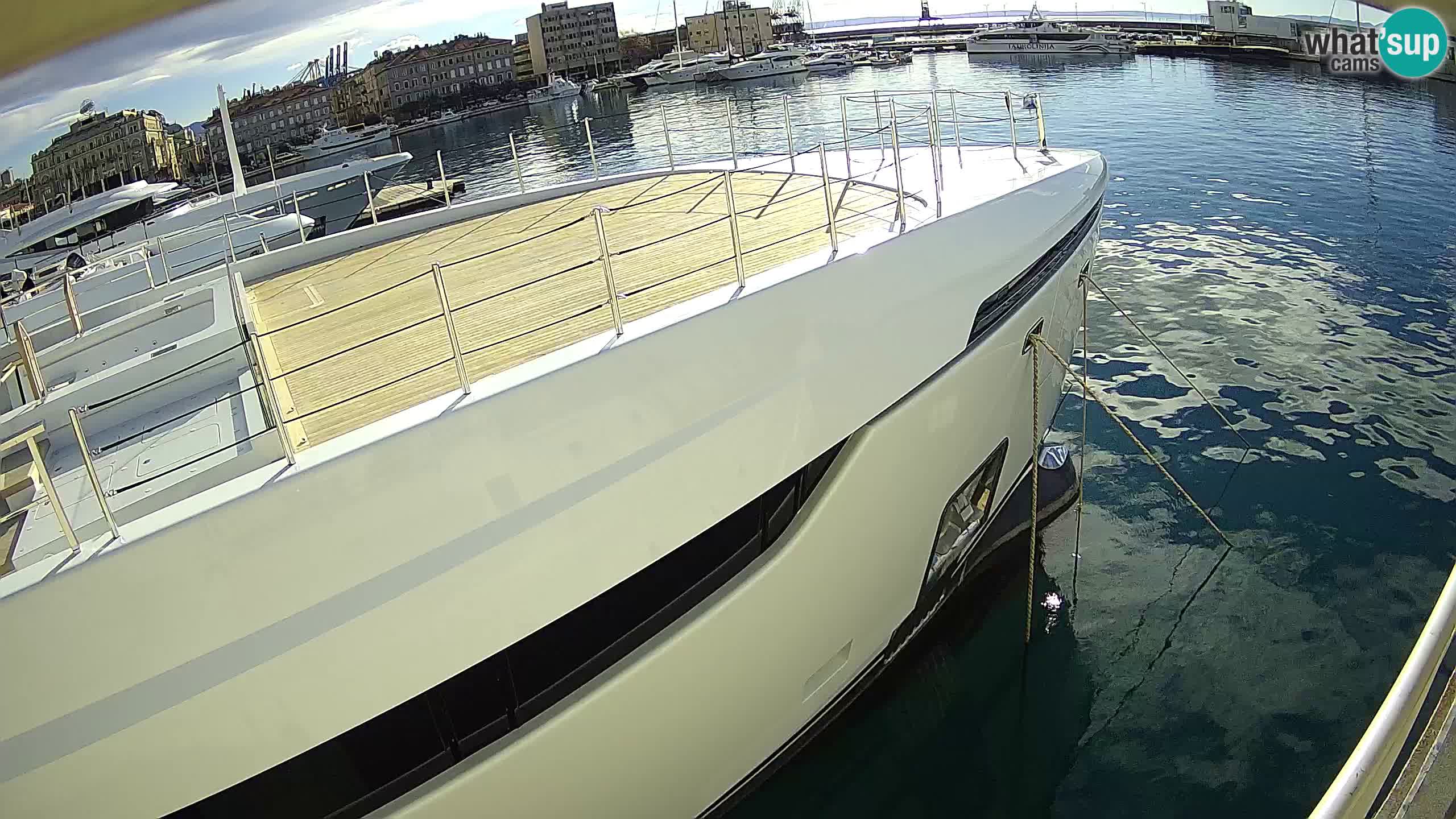 Botel Marina cámara web en vivo Rijeka