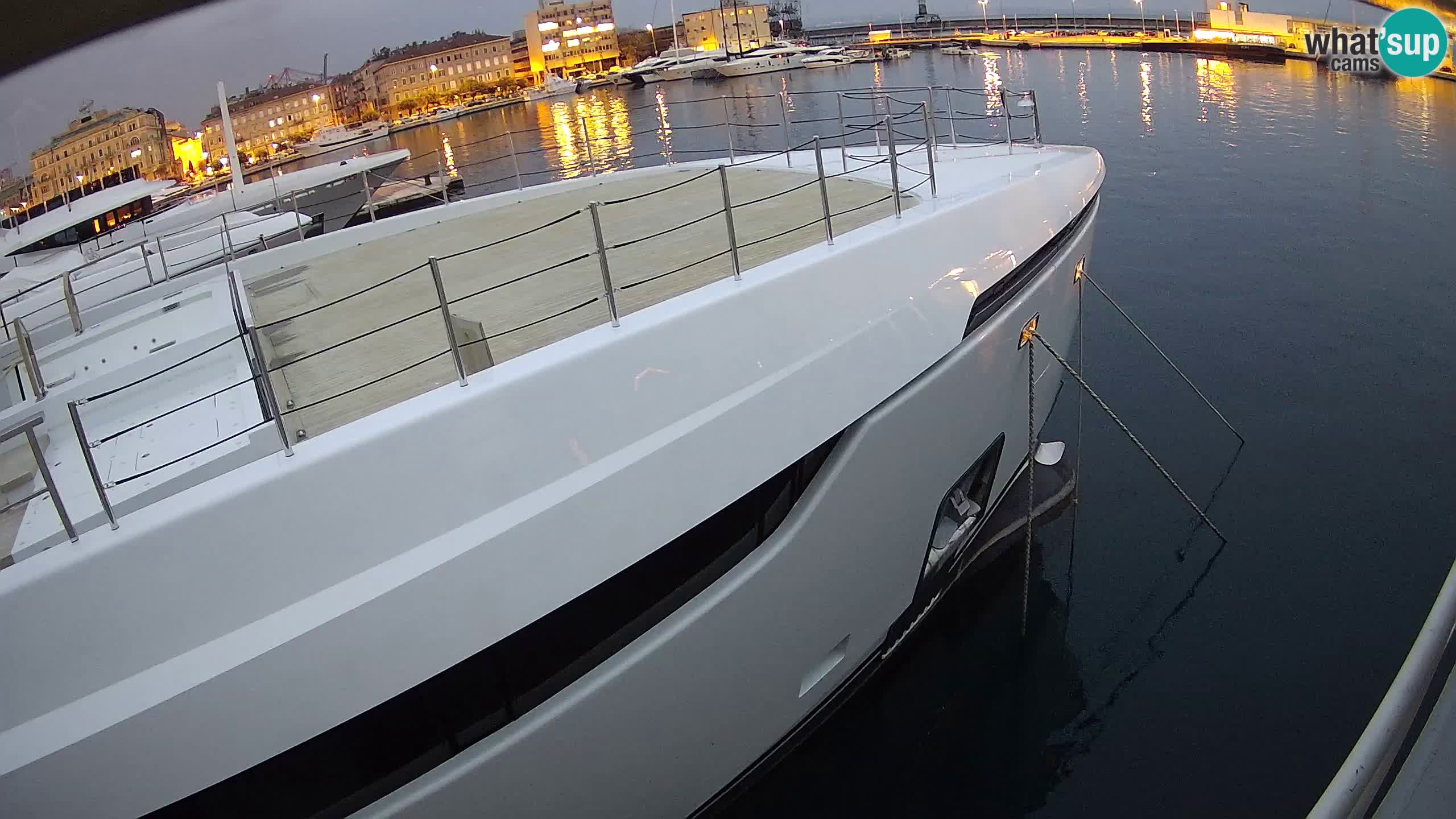 Rijeka – Botel Marina web kamera