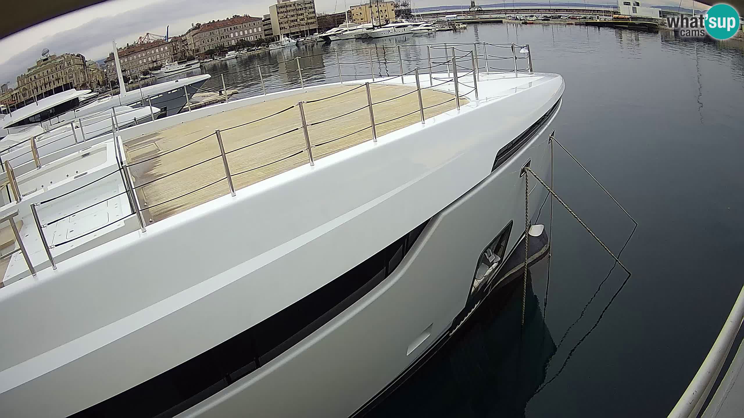 Botel Marina cámara web en vivo Rijeka