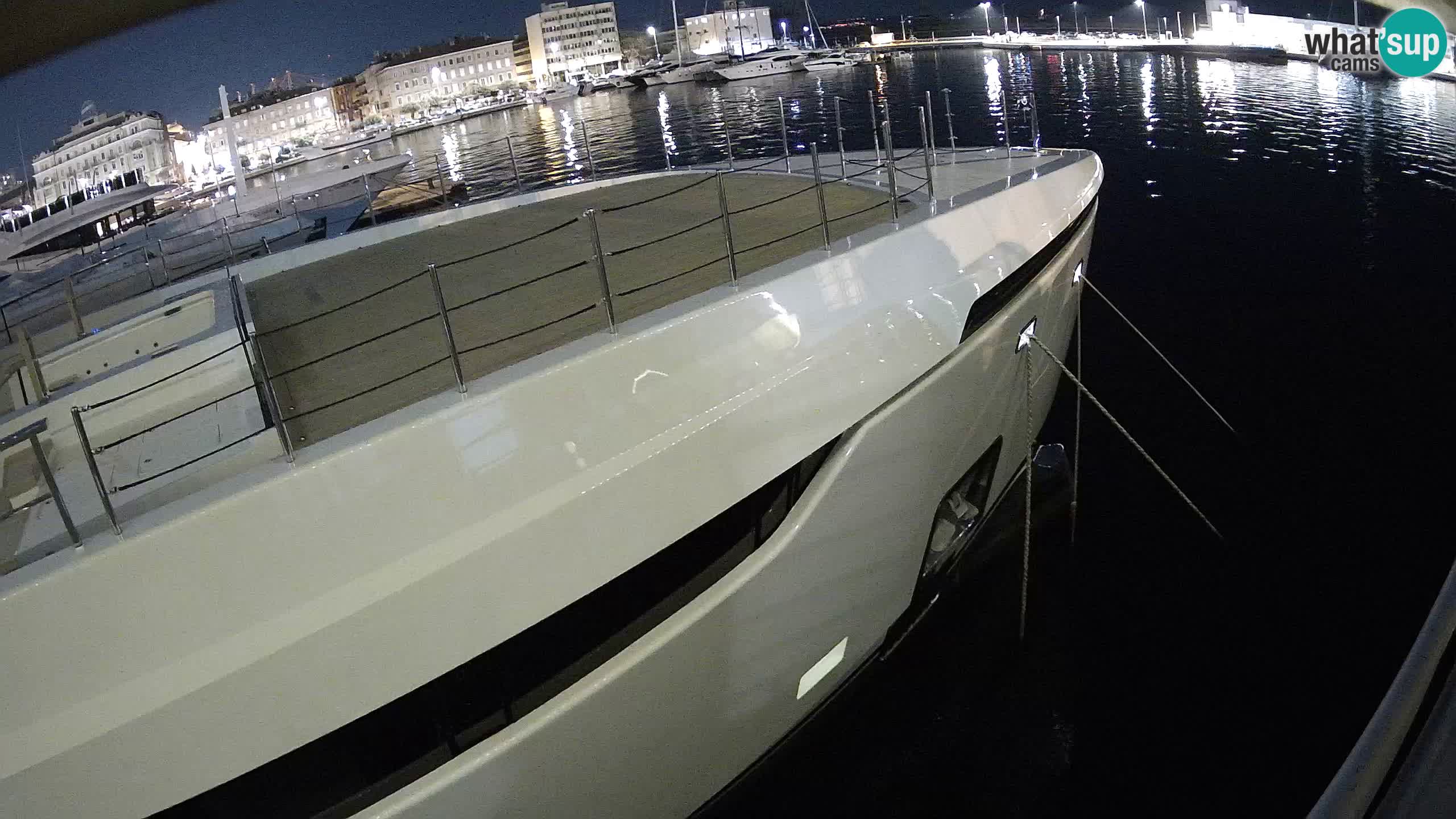 Botel Marina cámara web en vivo Rijeka