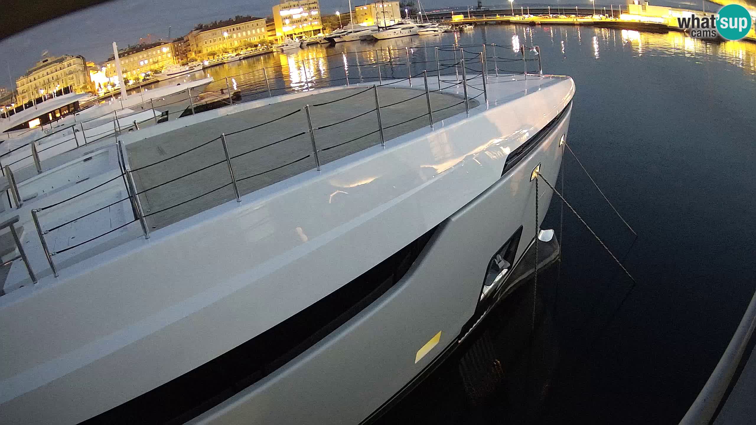 Rijeka – Botel Marina web kamera