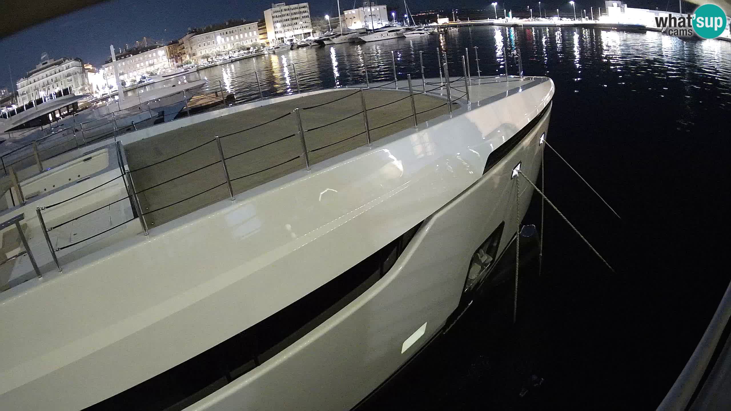 Botel Marina cámara web en vivo Rijeka