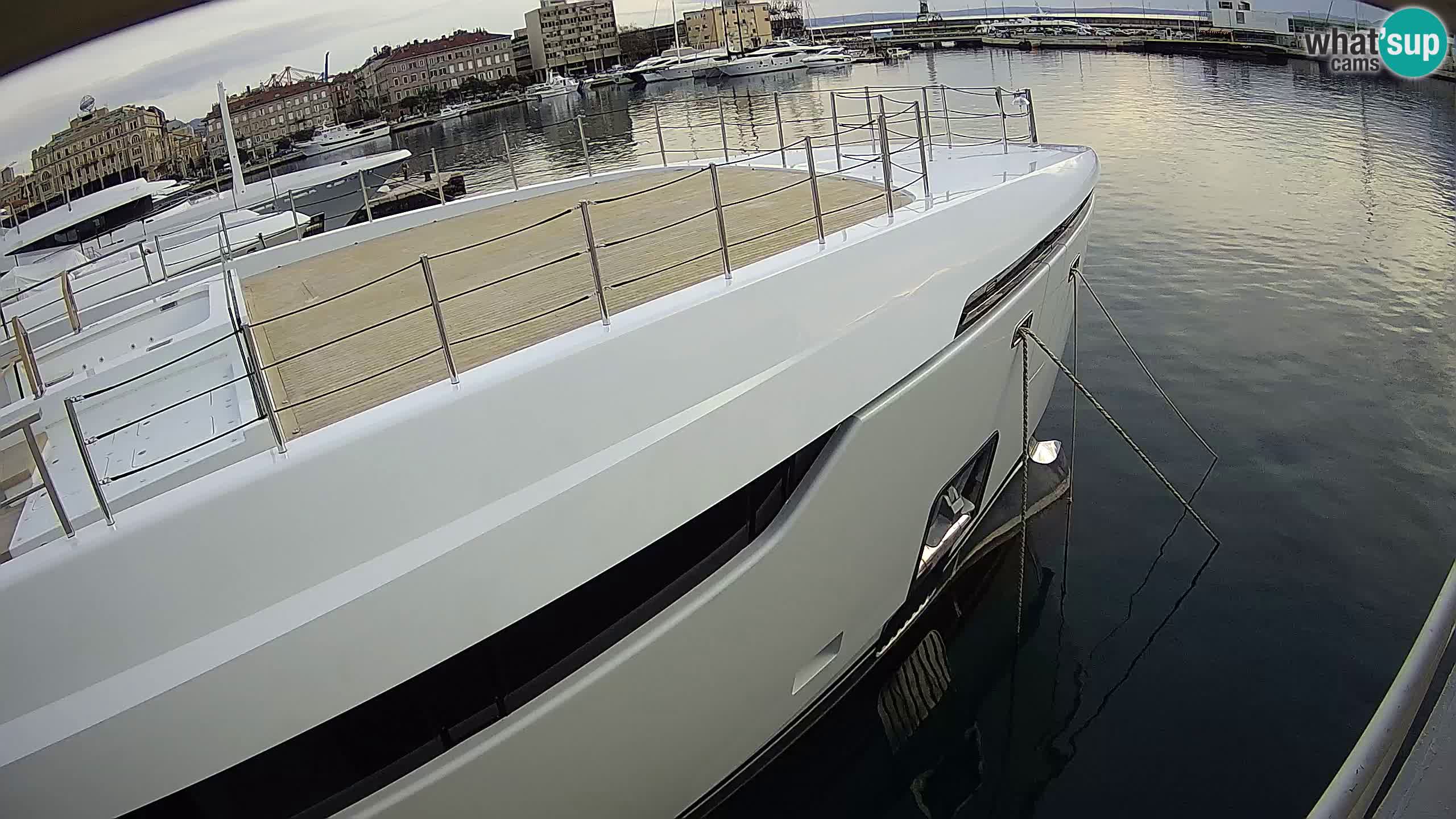 Botel Marina cámara web en vivo Rijeka