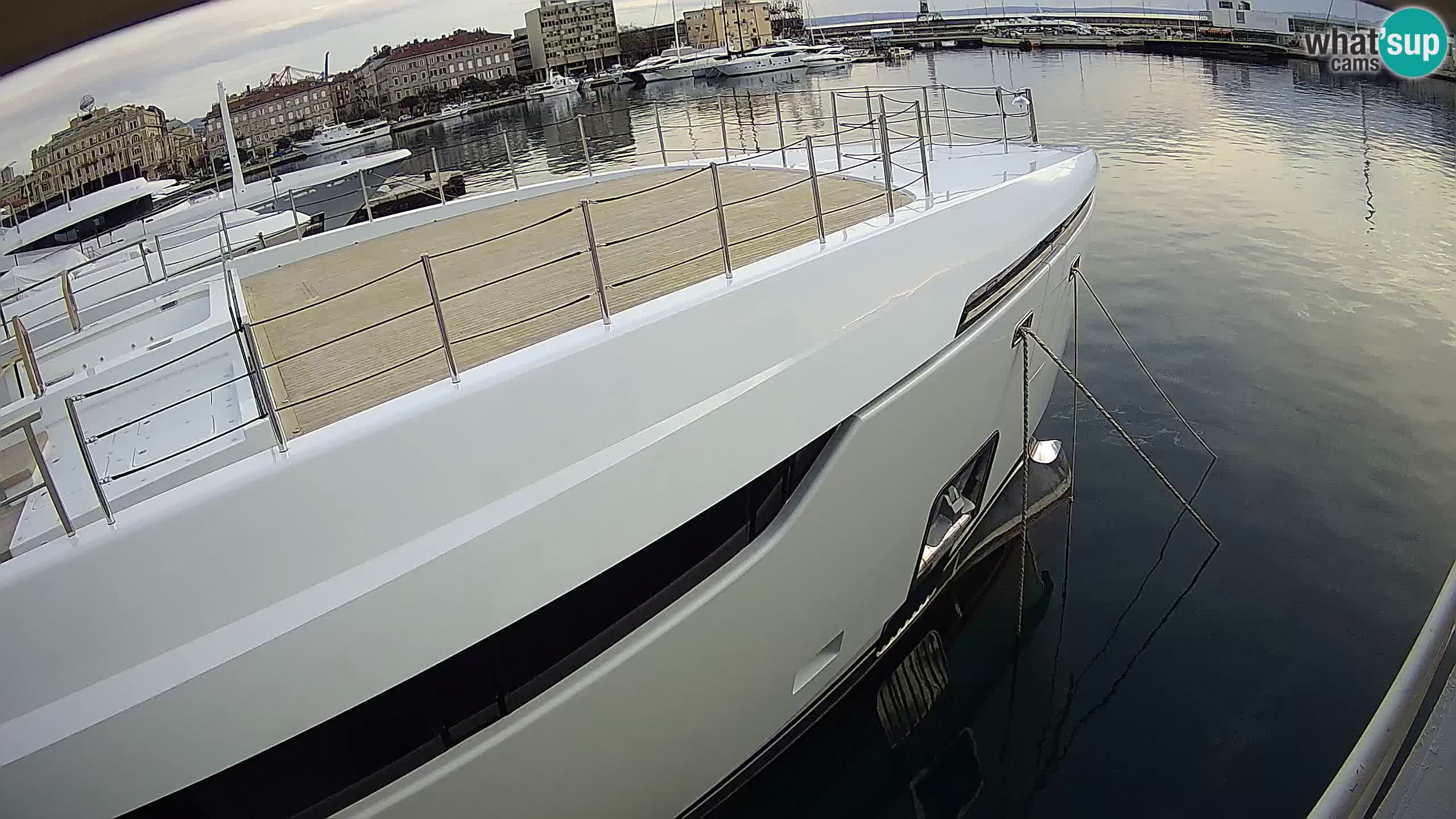Rijeka – Botel Marina web kamera