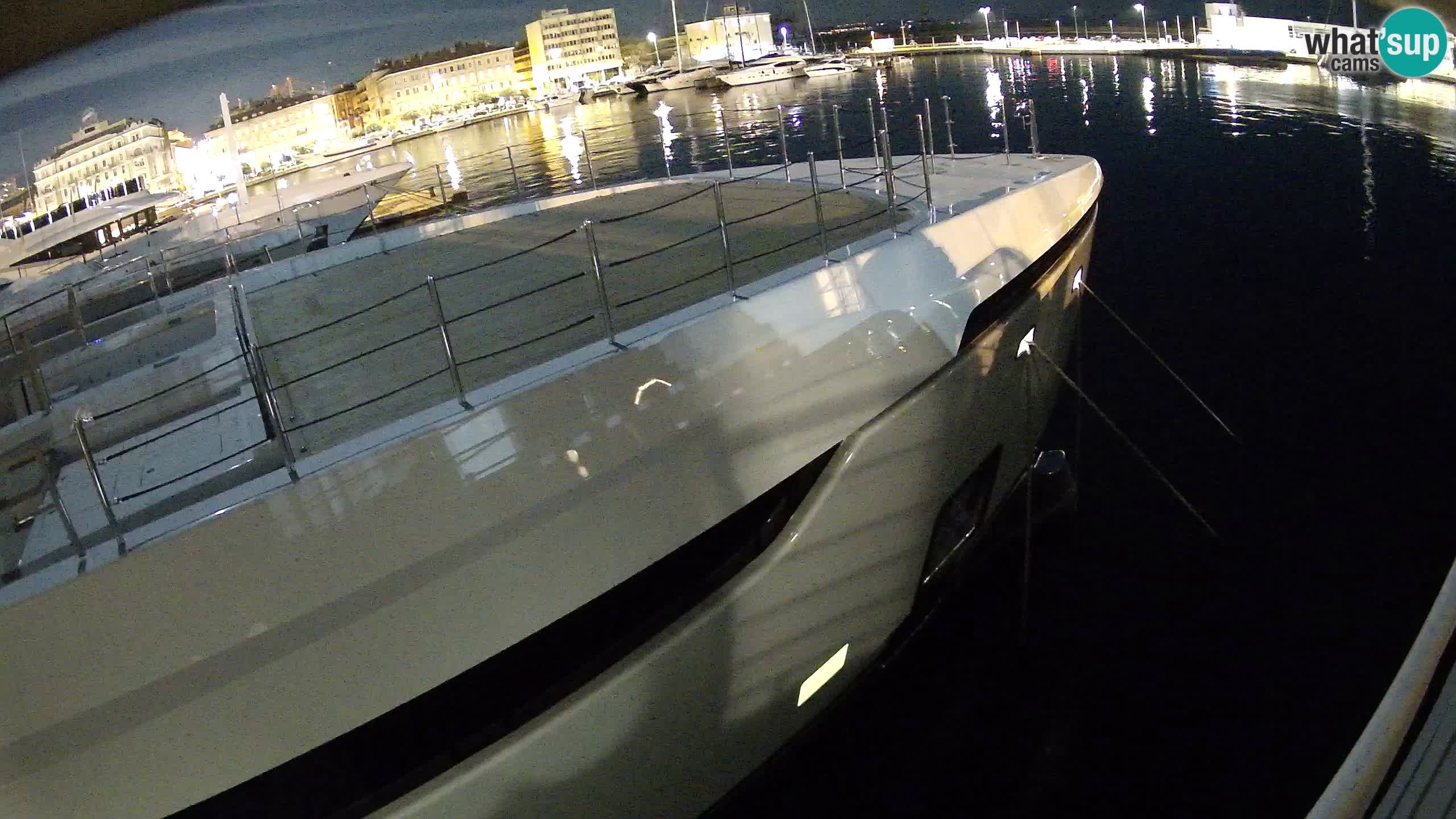 Botel Marina cámara web en vivo Rijeka