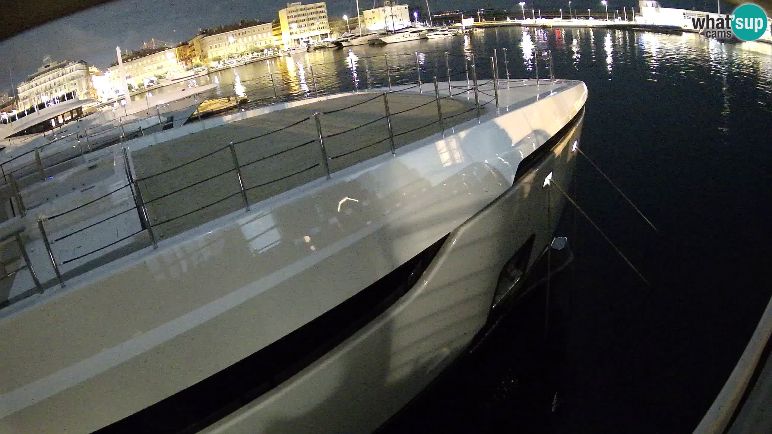 Botel Marina cámara web en vivo Rijeka