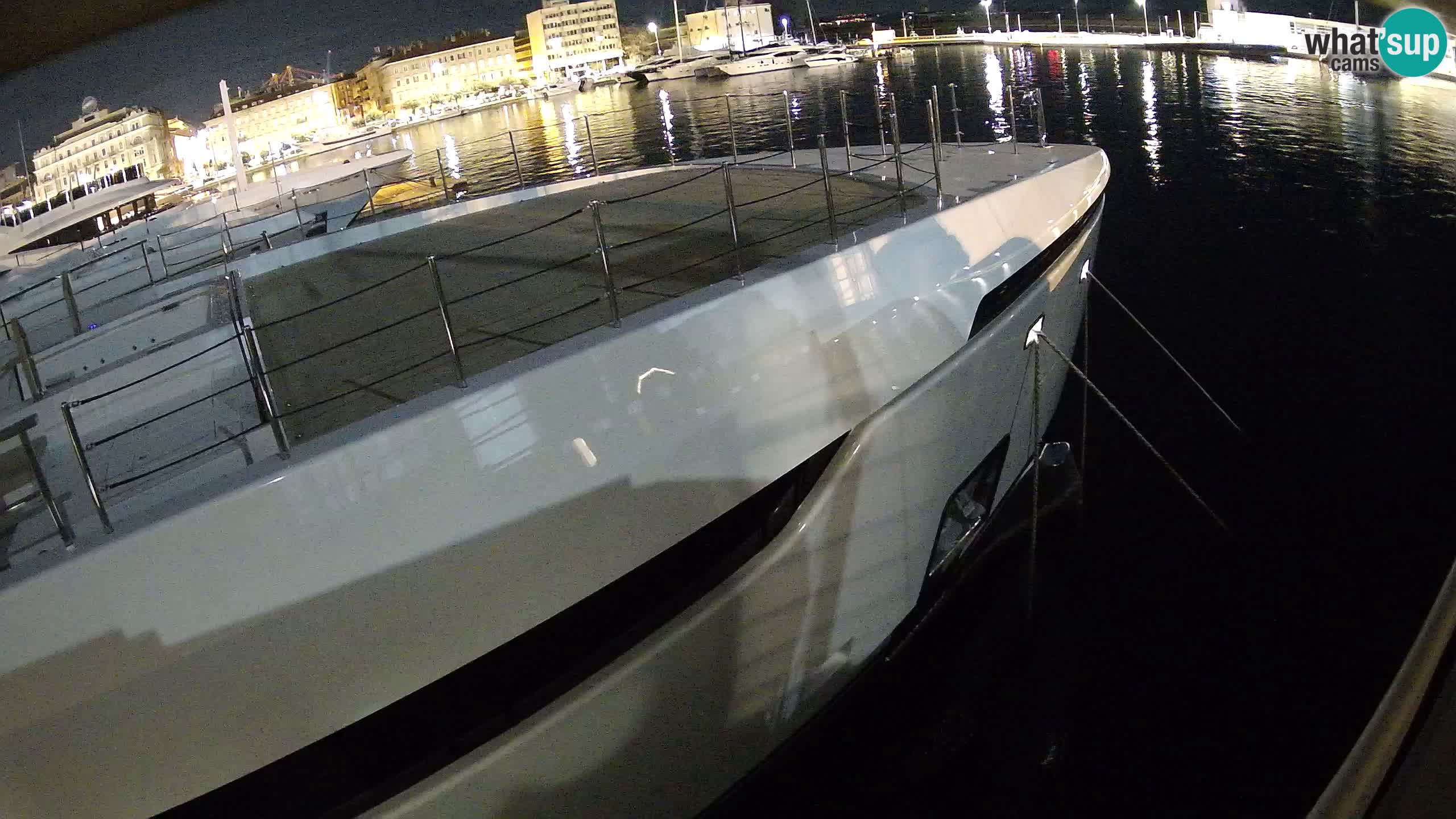 Botel Marina cámara web en vivo Rijeka