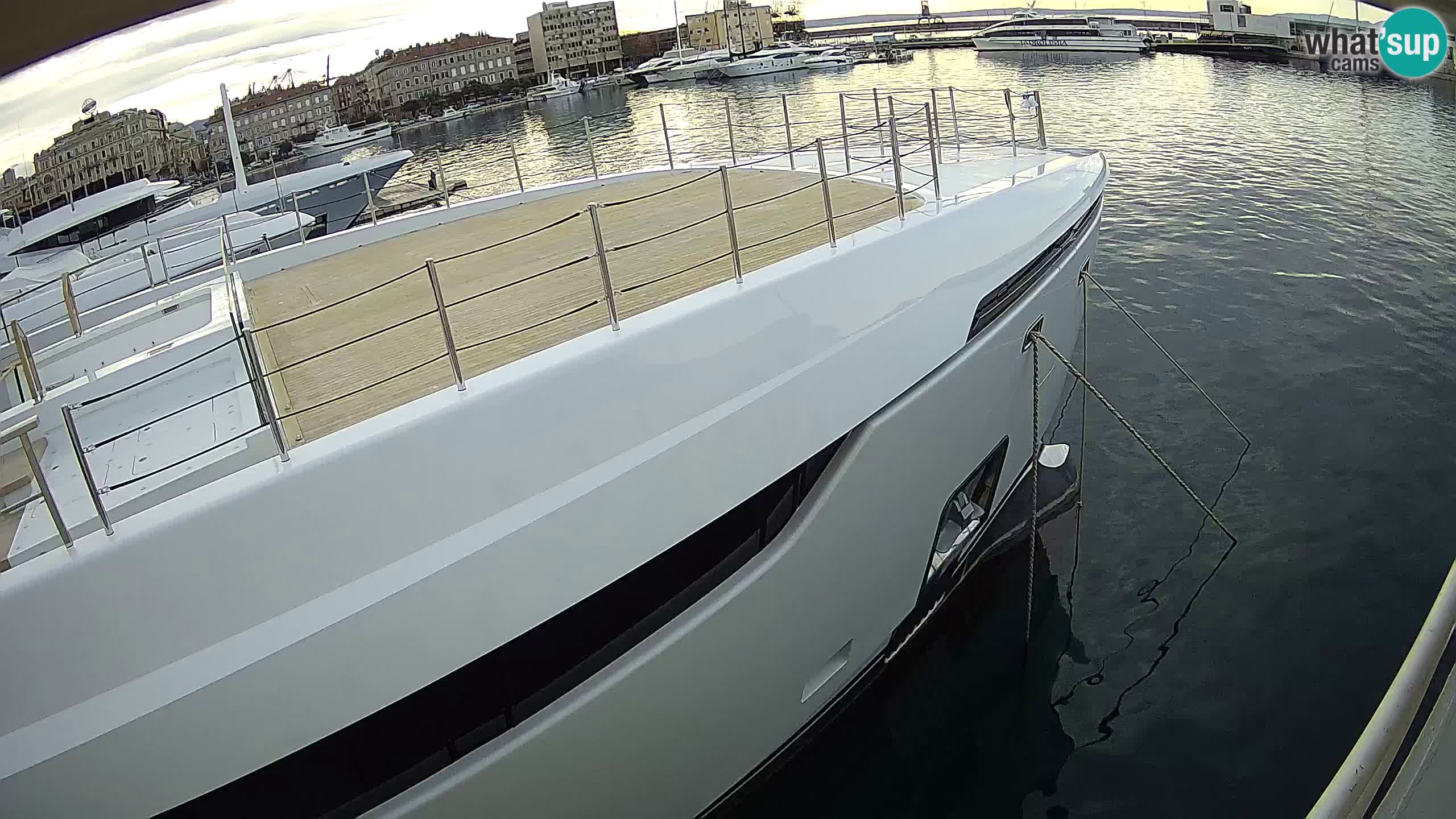 Botel Marina cámara web en vivo Rijeka