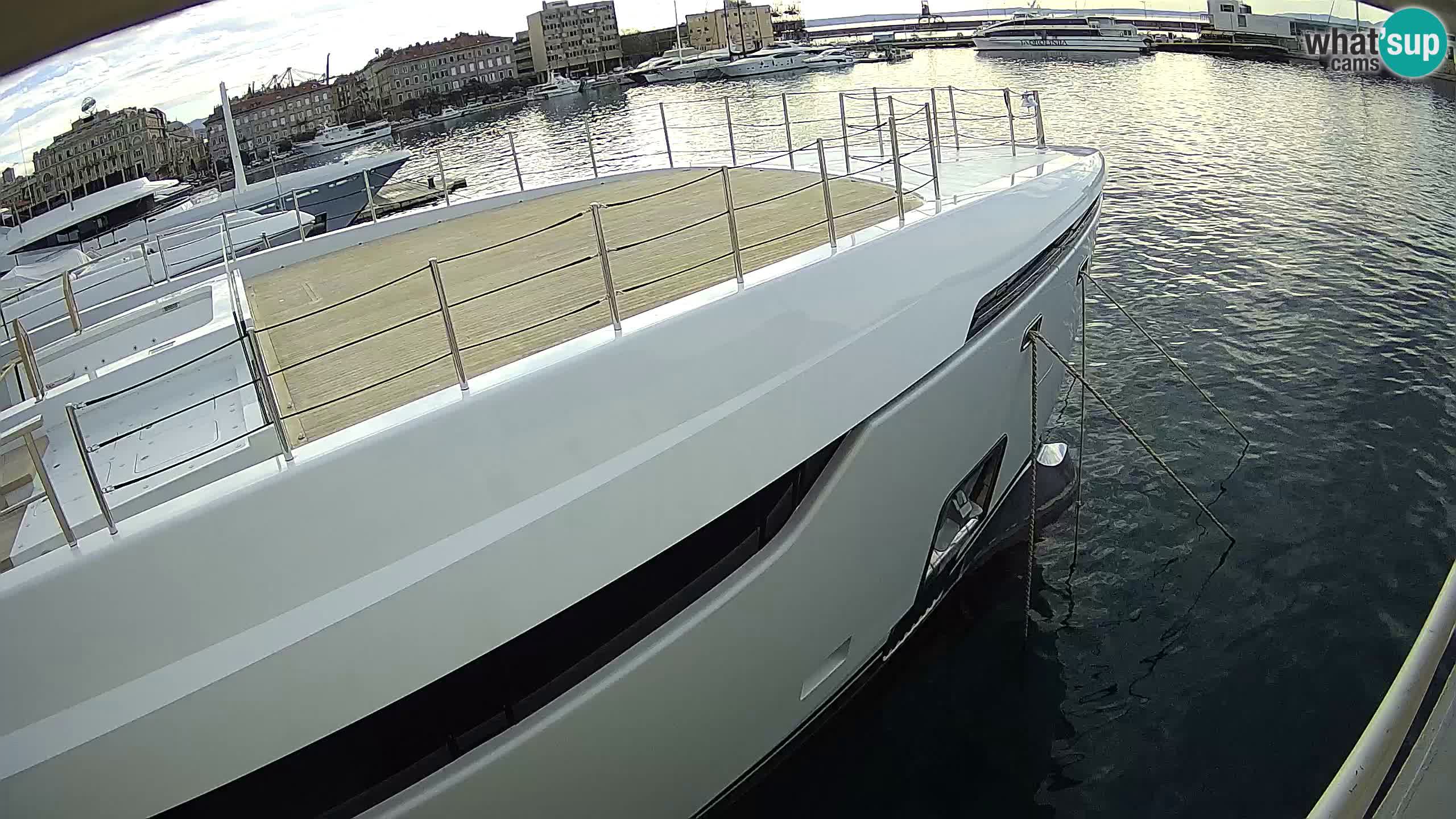 Botel Marina cámara web en vivo Rijeka