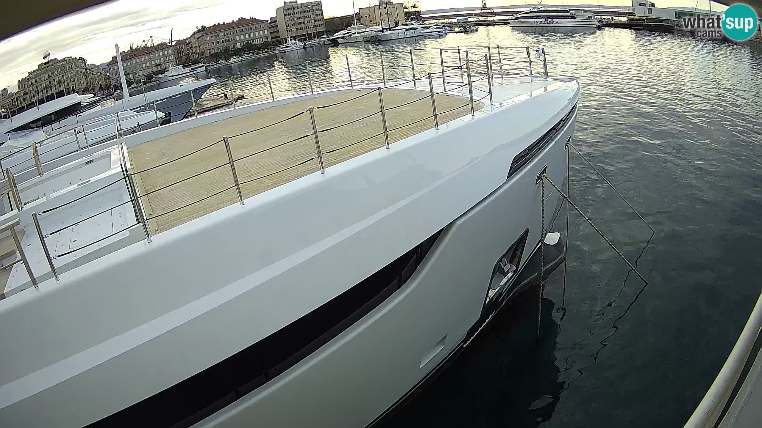 Botel Marina cámara web en vivo Rijeka