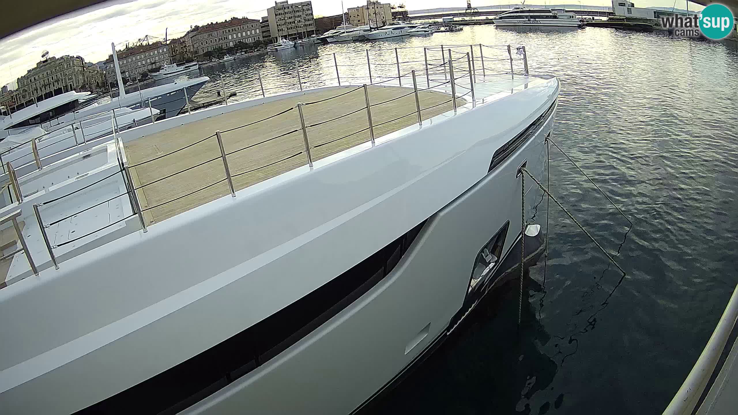 Botel Marina cámara web en vivo Rijeka