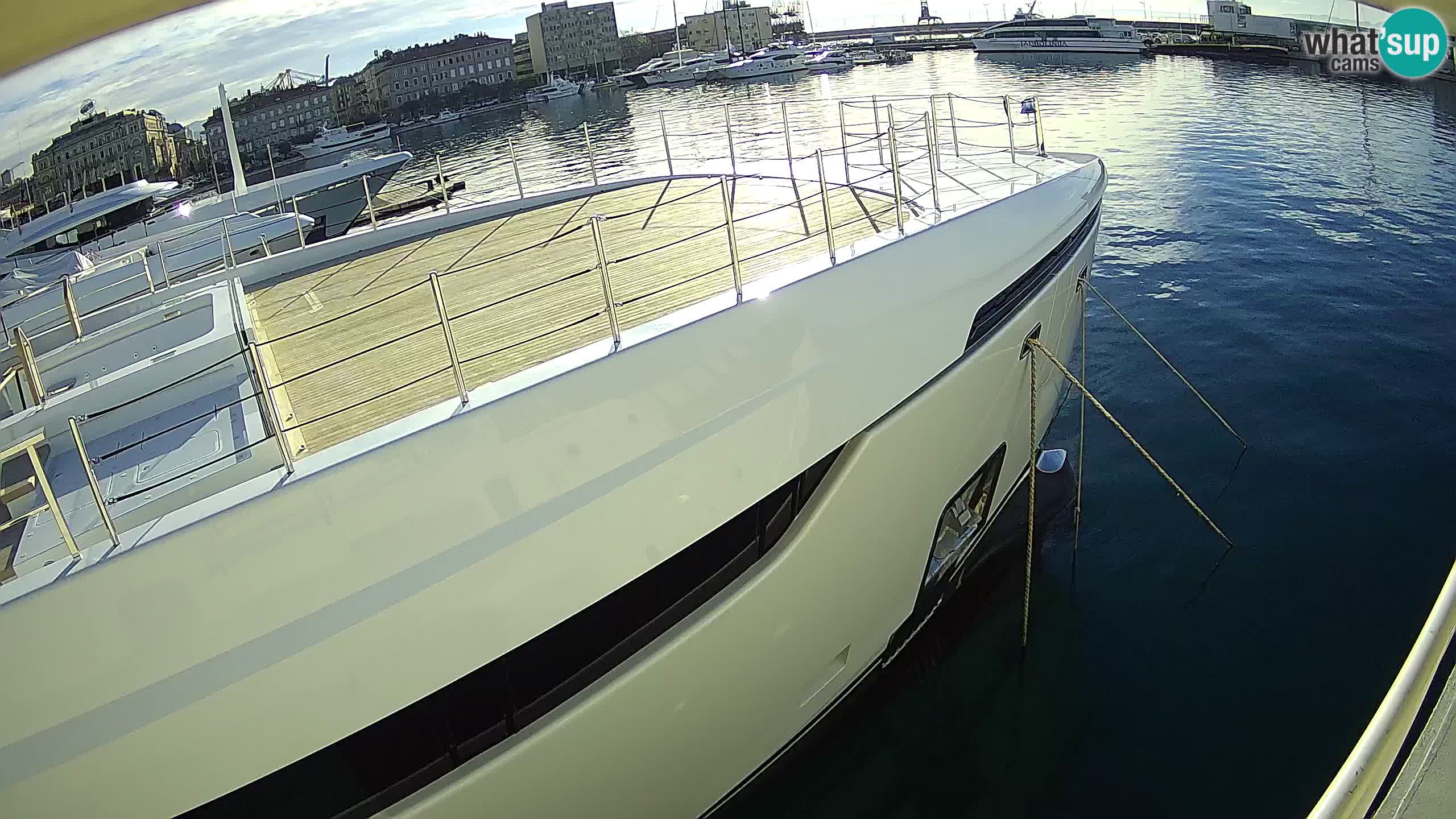 Botel Marina cámara web en vivo Rijeka