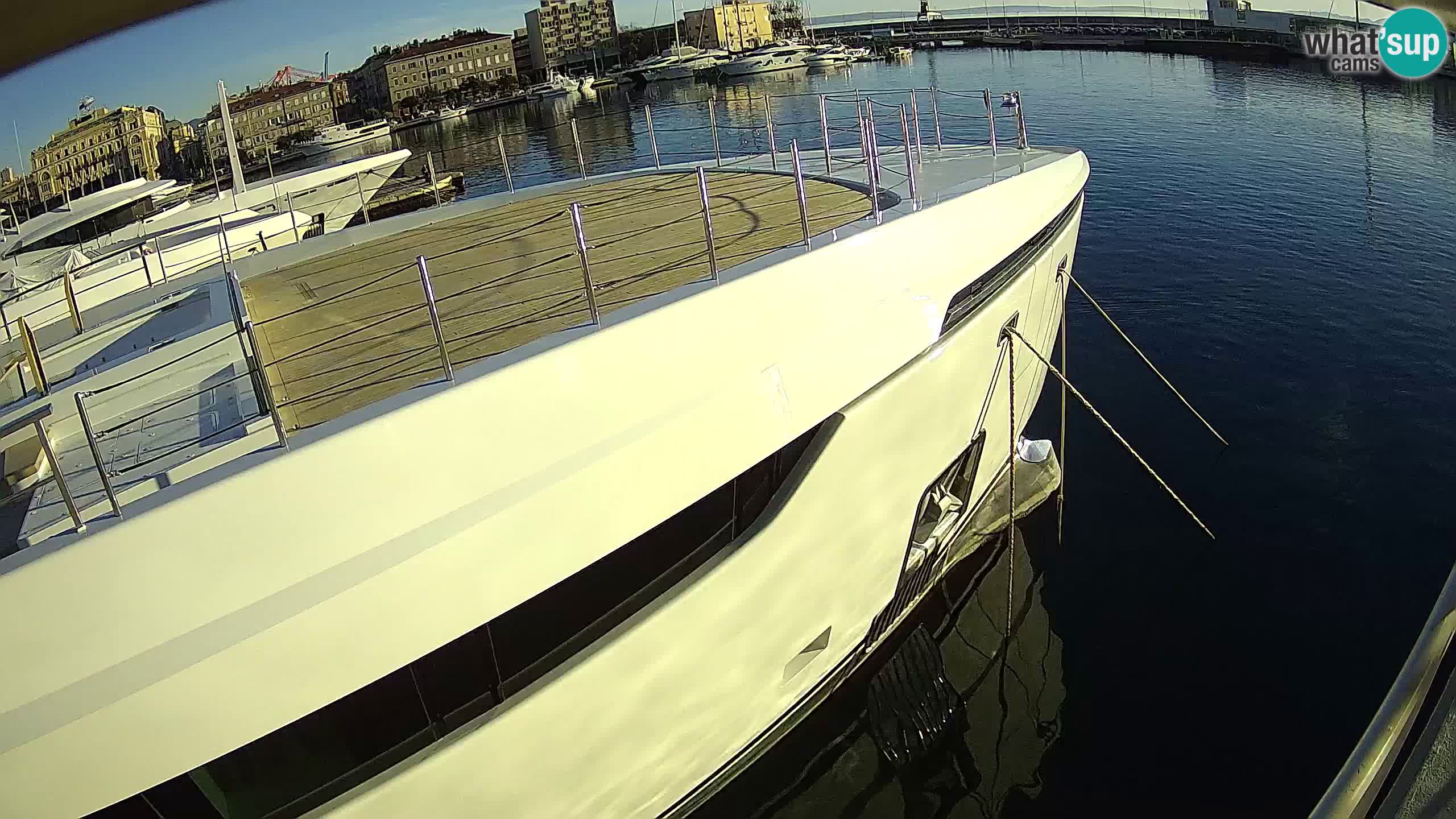 Botel Marina cámara web en vivo Rijeka