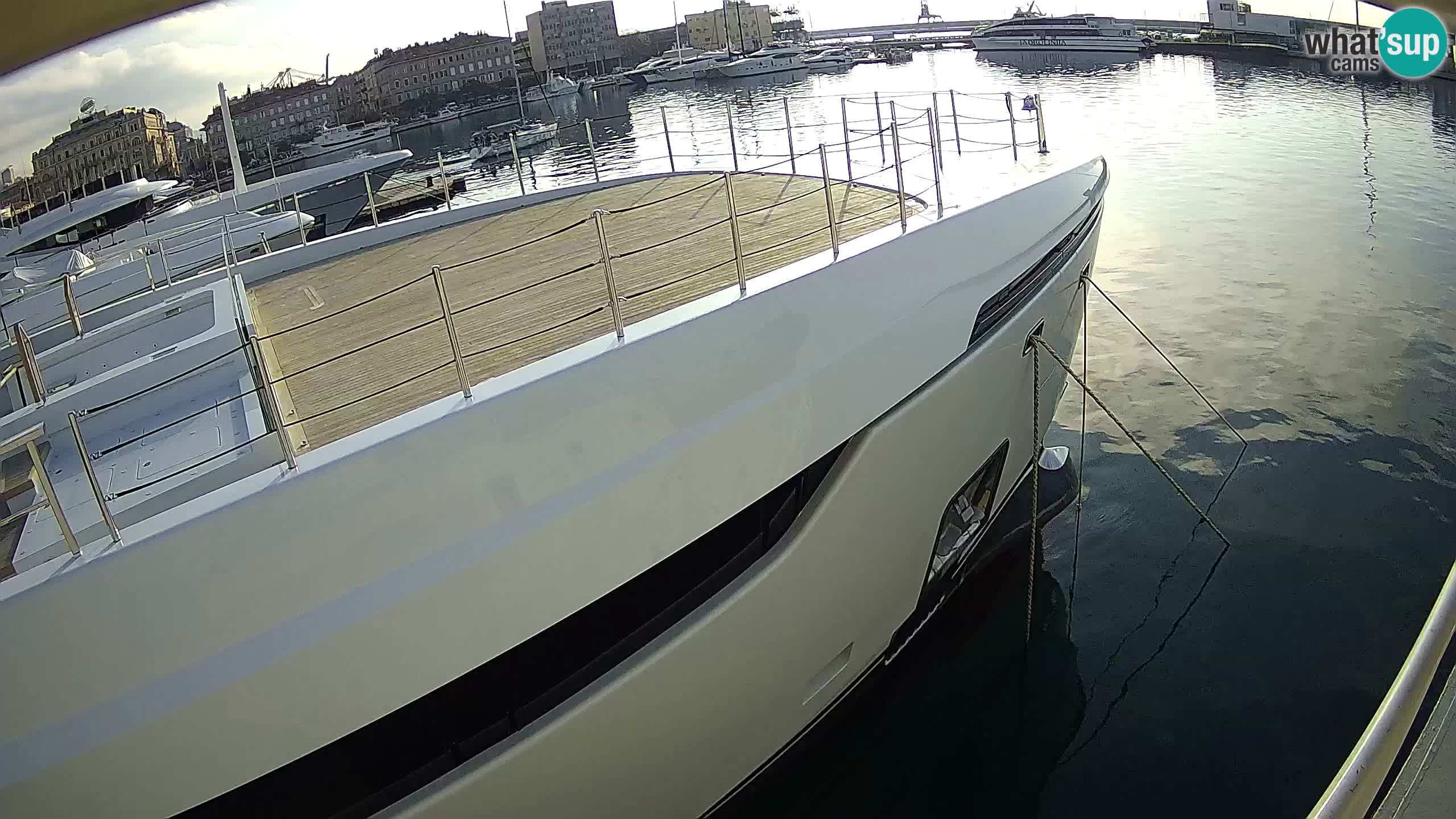 Botel Marina cámara web en vivo Rijeka
