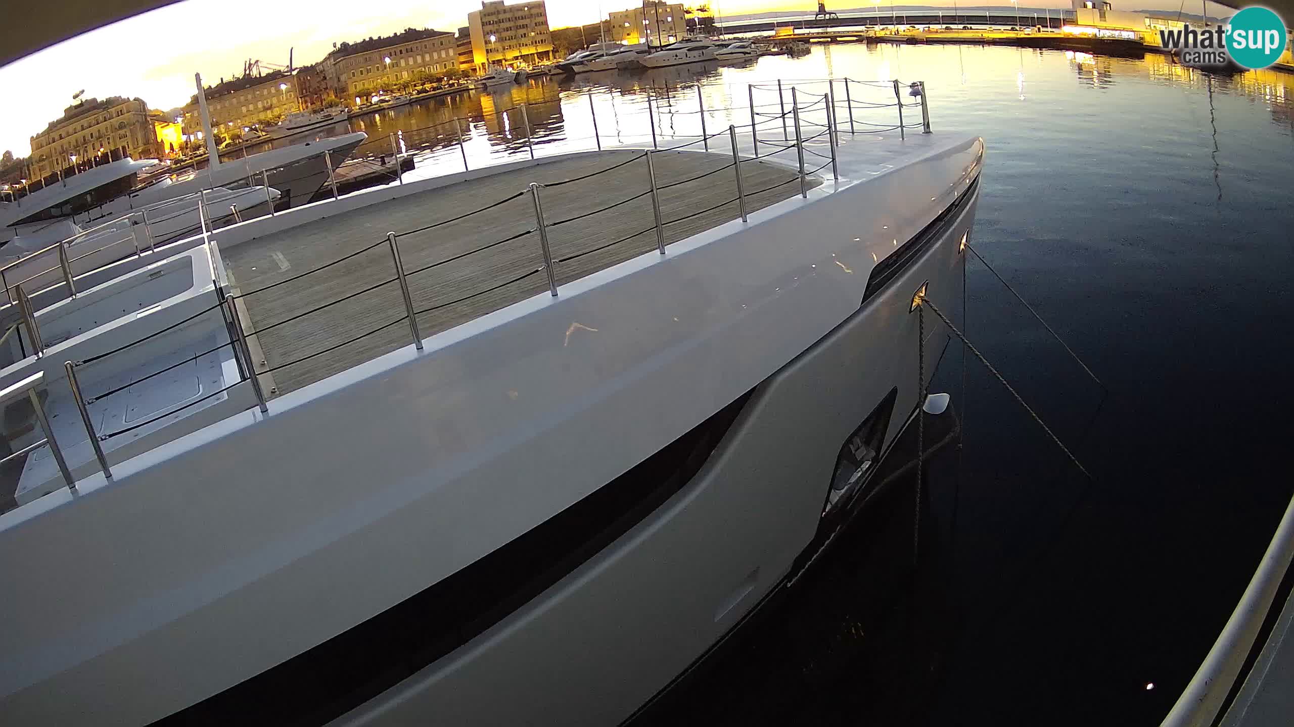 Rijeka – Botel Marina web kamera