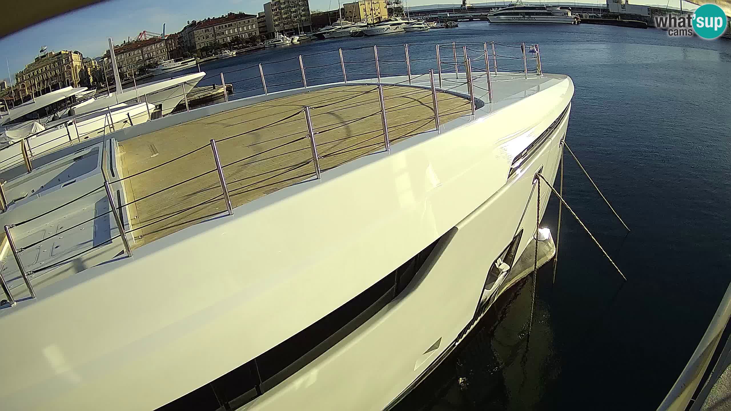Botel Marina cámara web en vivo Rijeka