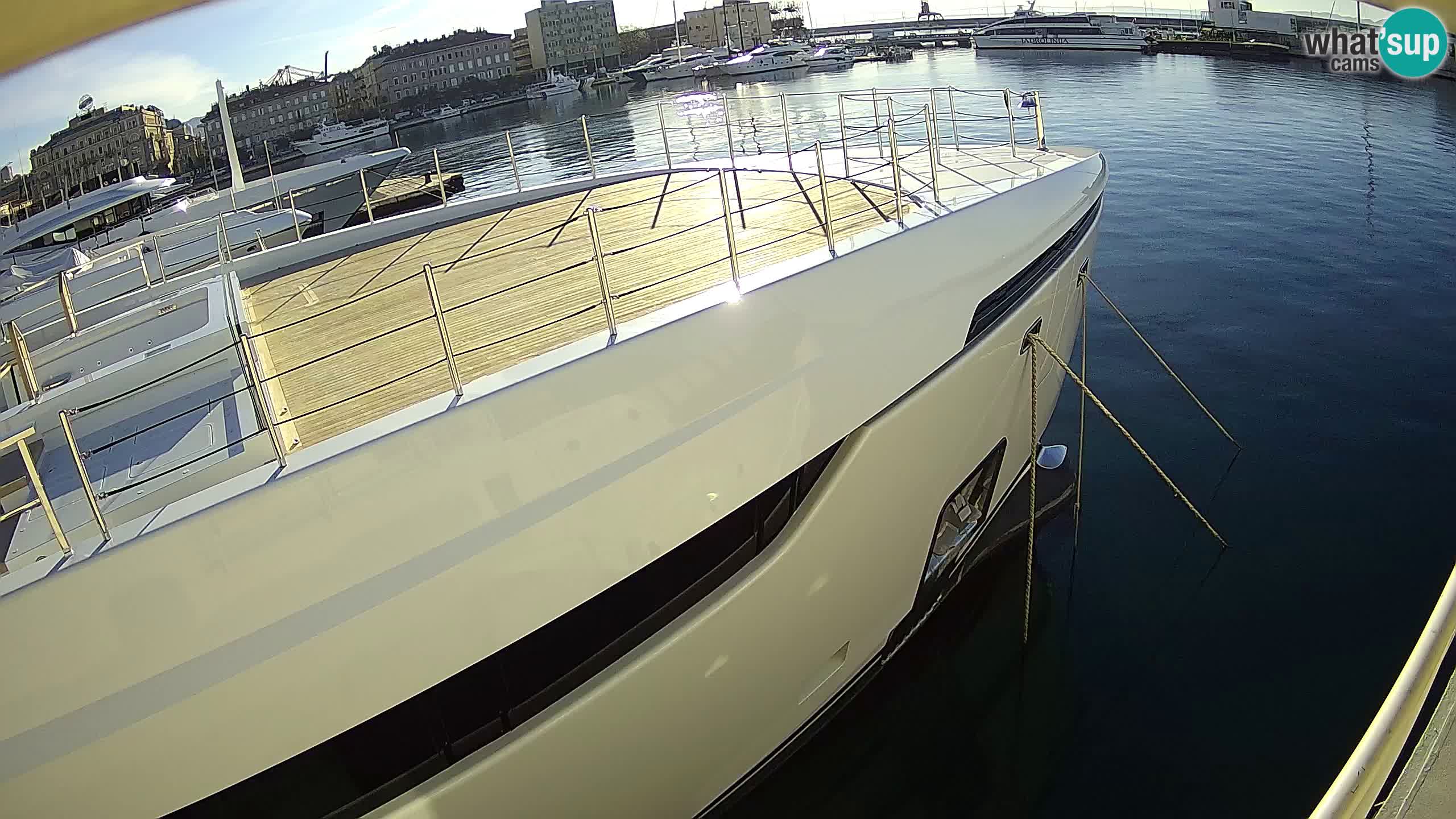 Rijeka – Botel Marina web kamera
