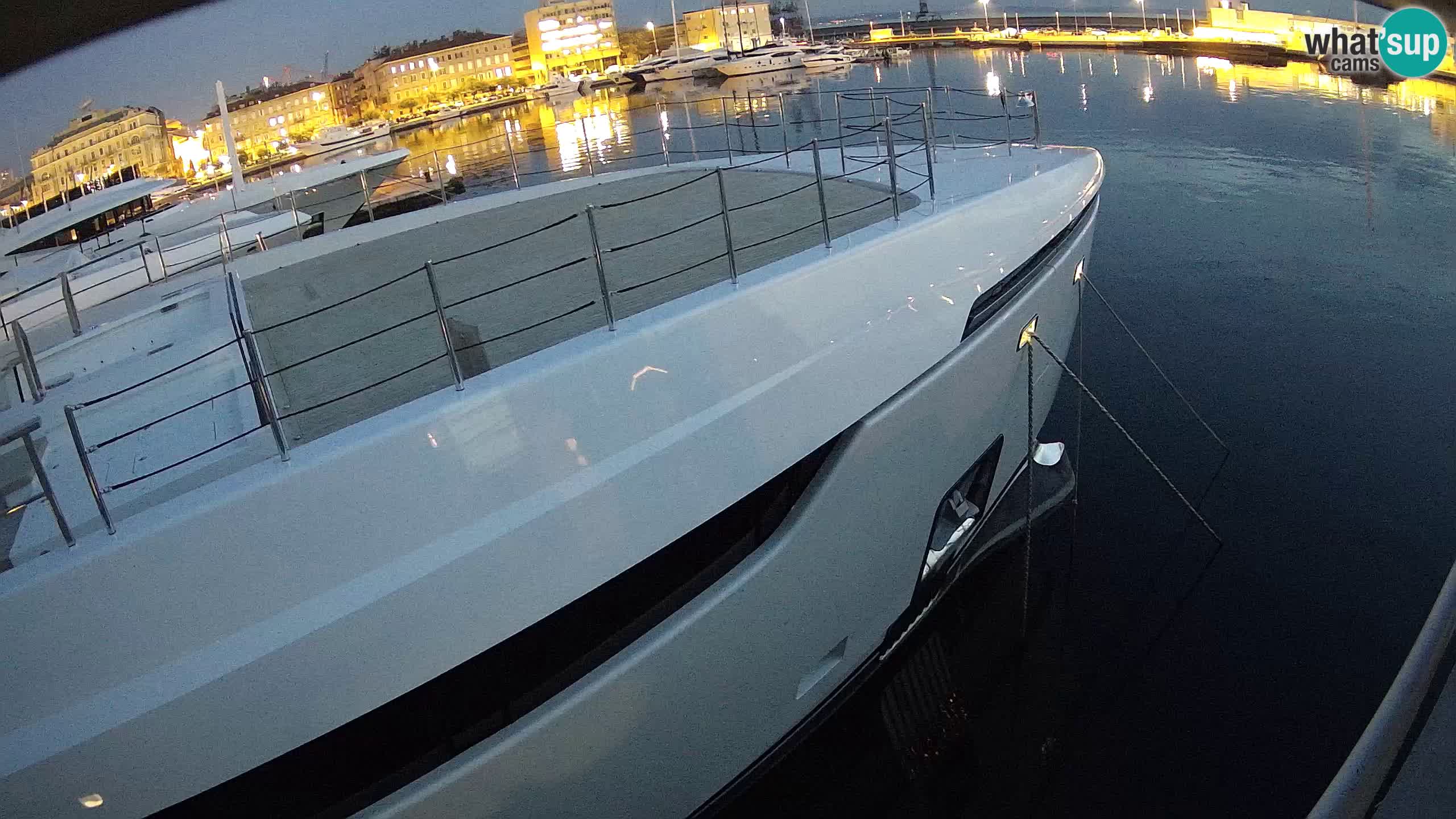 Rijeka – Botel Marina webcam en direct