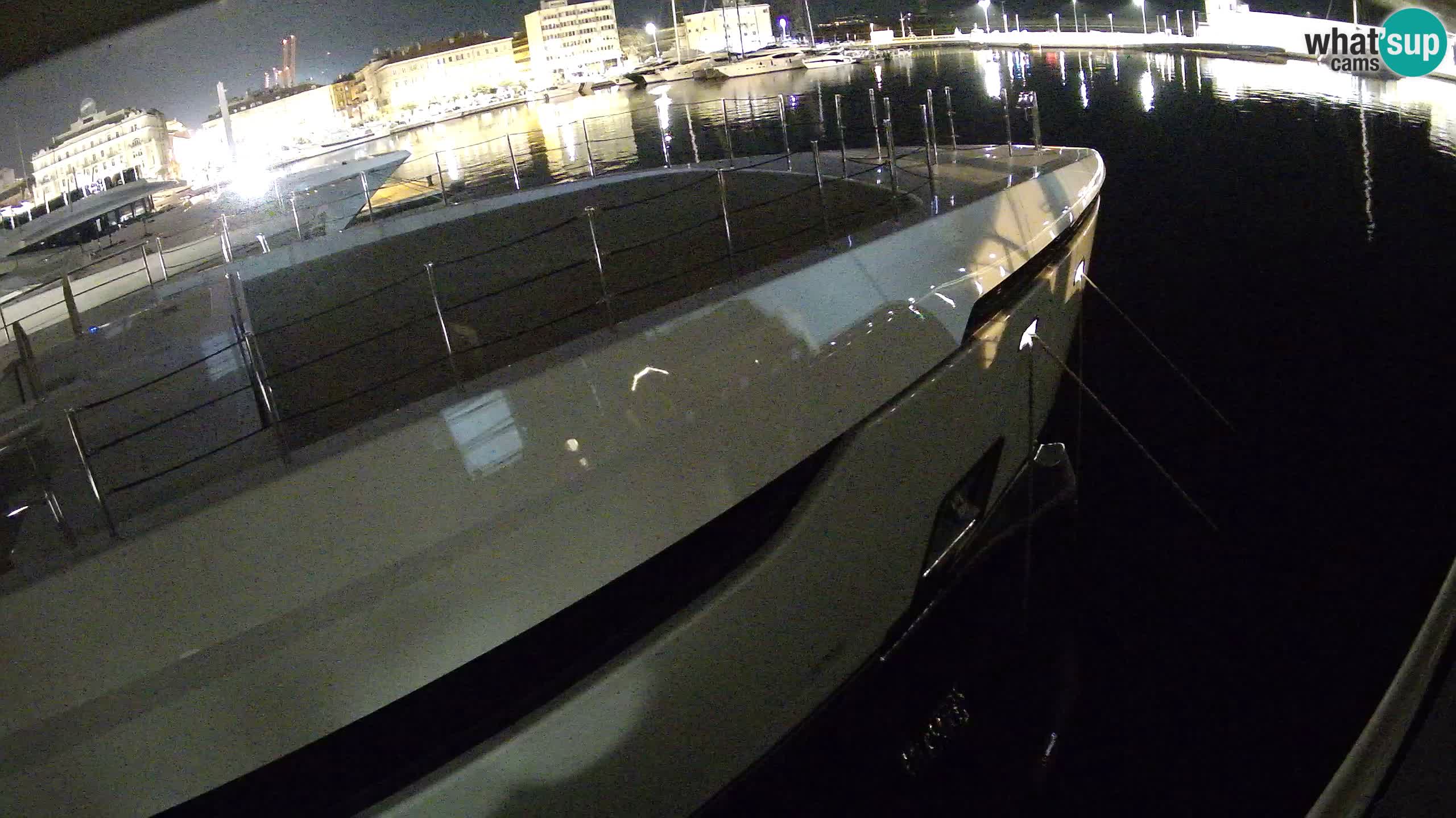 Botel Marina cámara web en vivo Rijeka