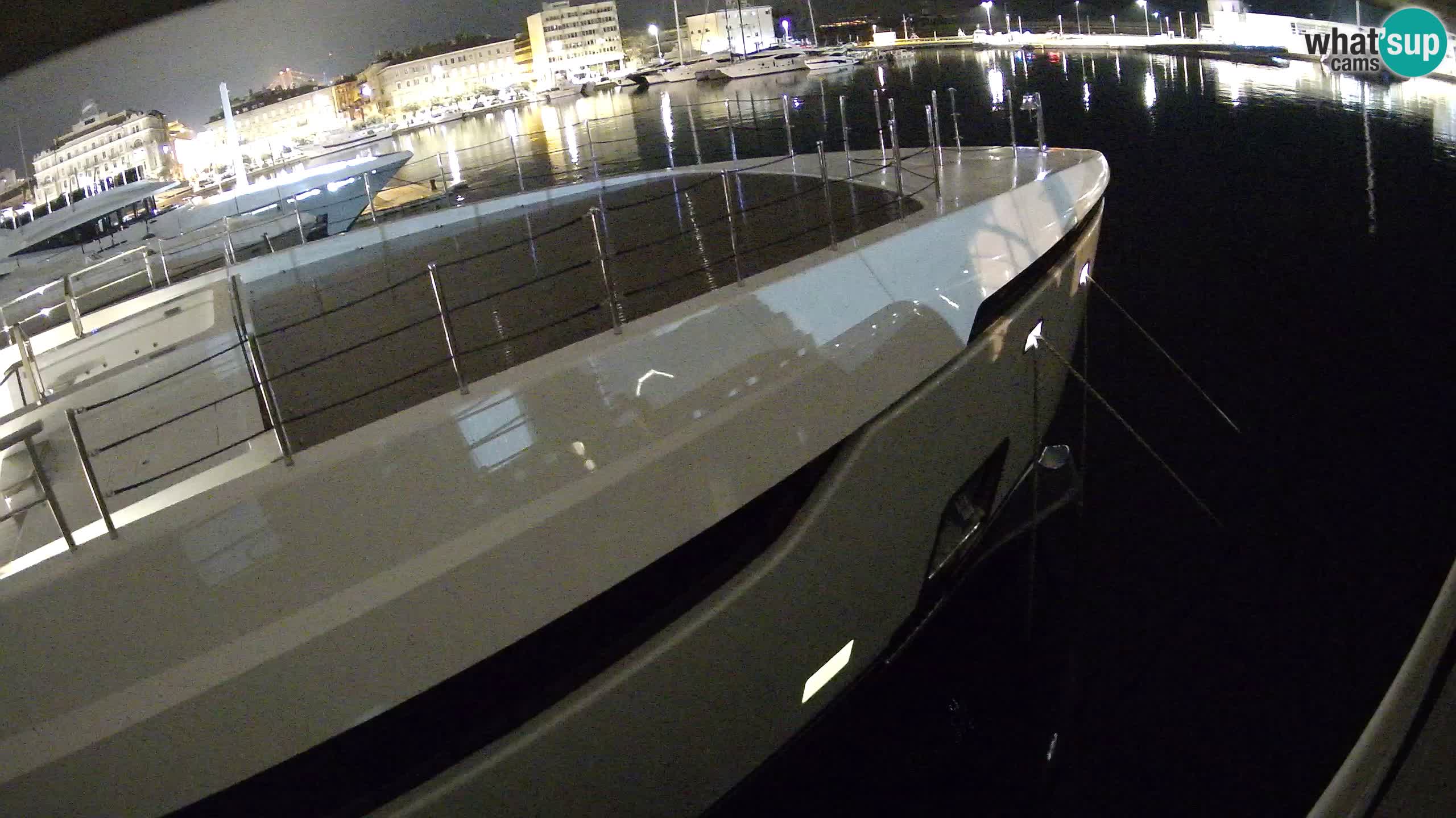 Botel Marina cámara web en vivo Rijeka