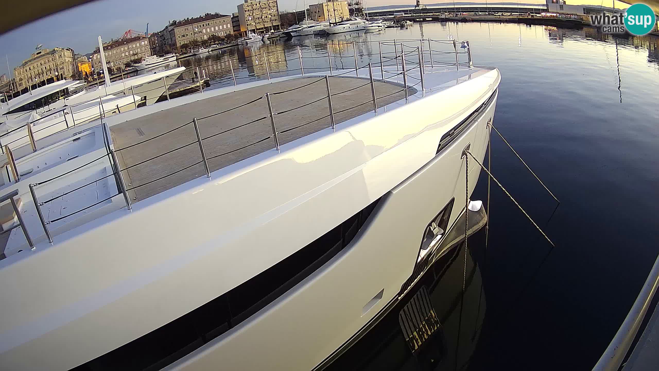 Rijeka – Botel Marina webcam en direct