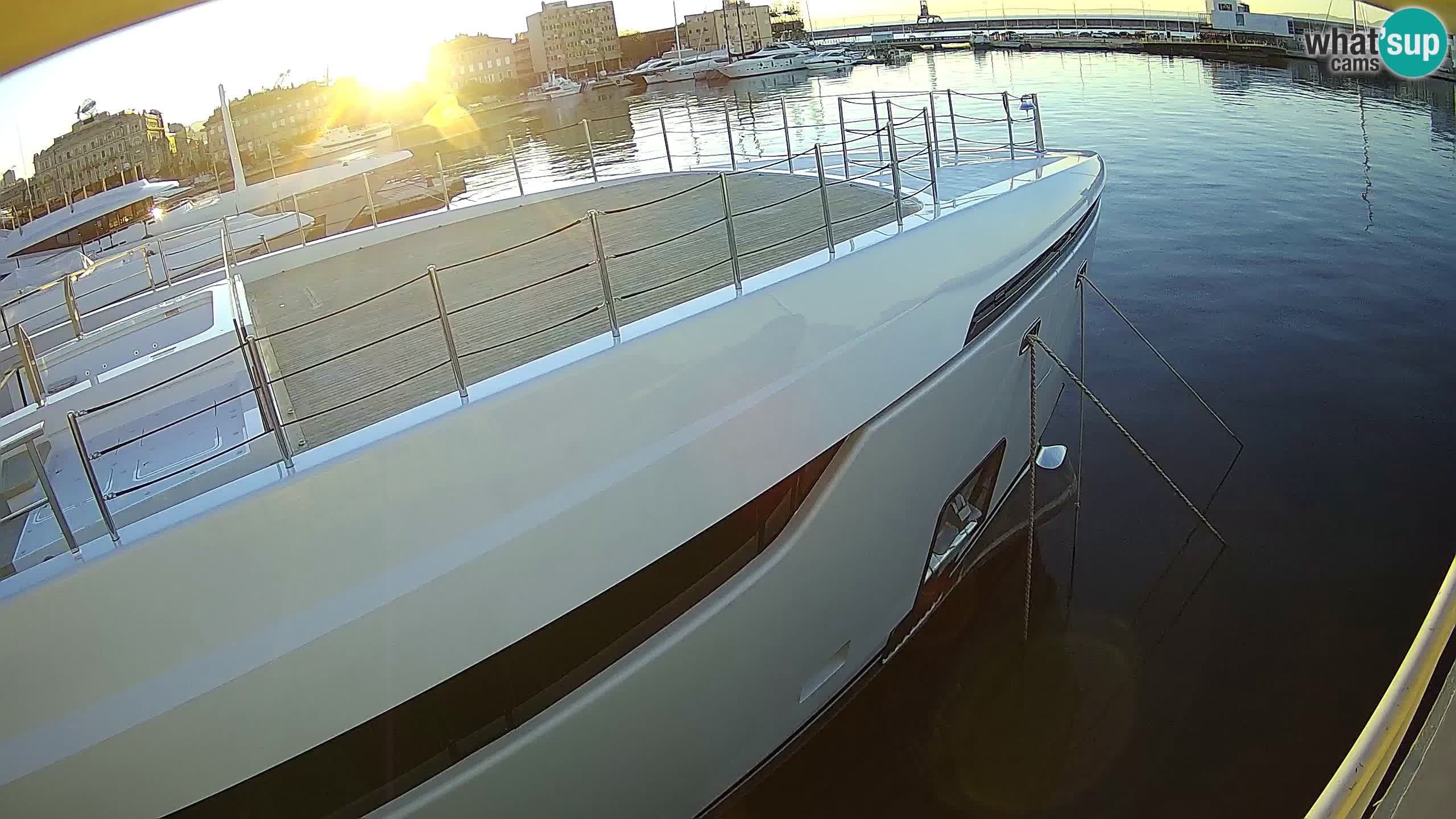 Rijeka – Botel Marina web kamera