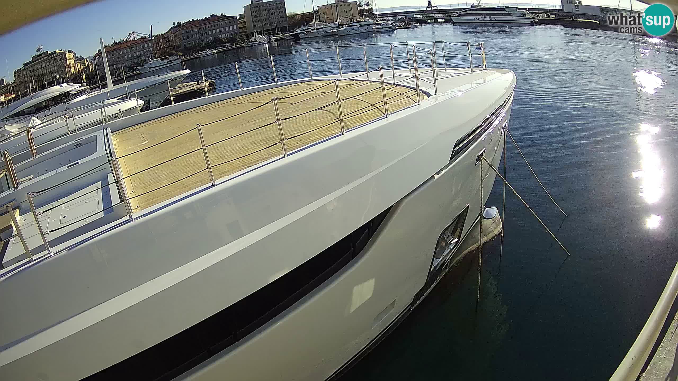 Botel Marina cámara web en vivo Rijeka
